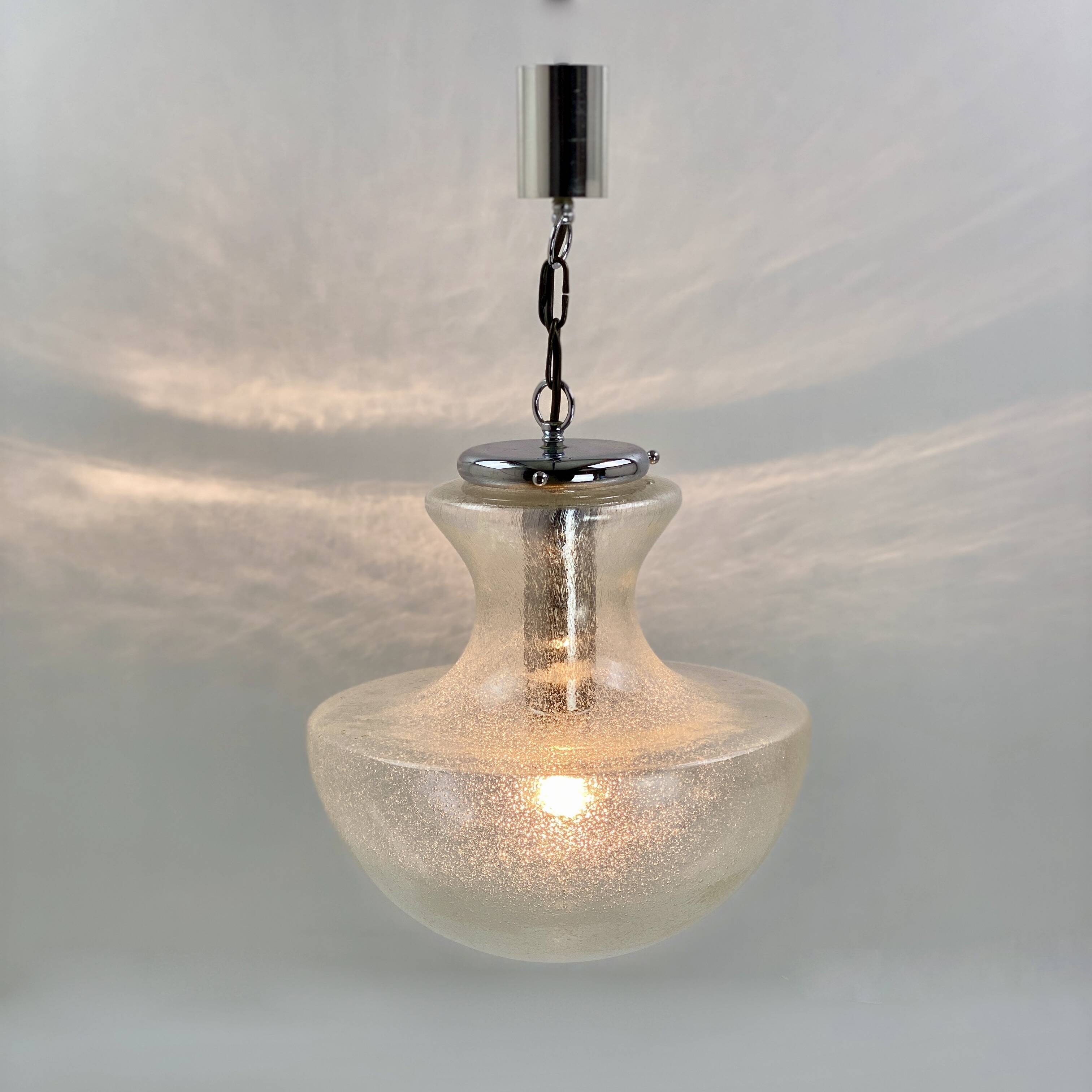 Murano glass pendant light (Mazzega) for Doria, 1960s.