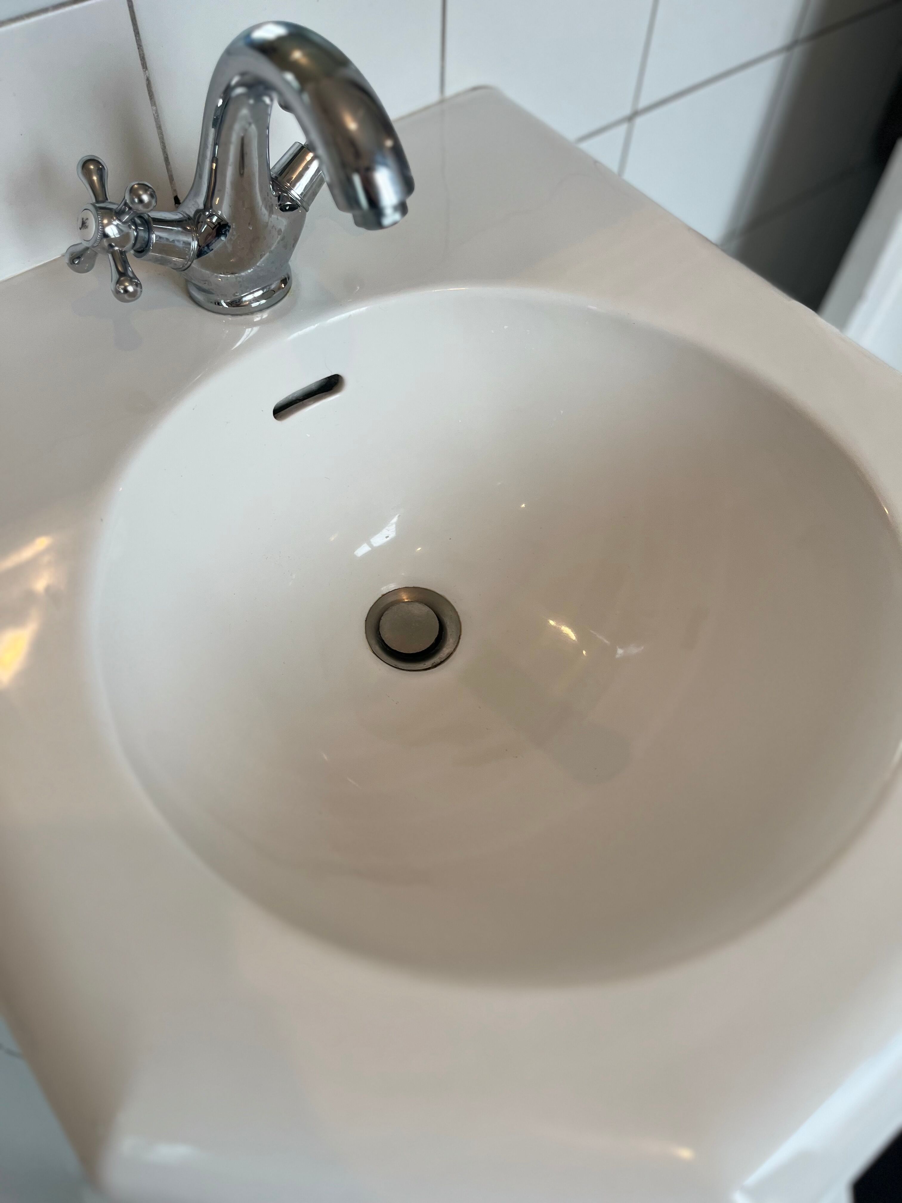 Villeroy & Boch washbasin
