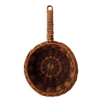 Wicker basket