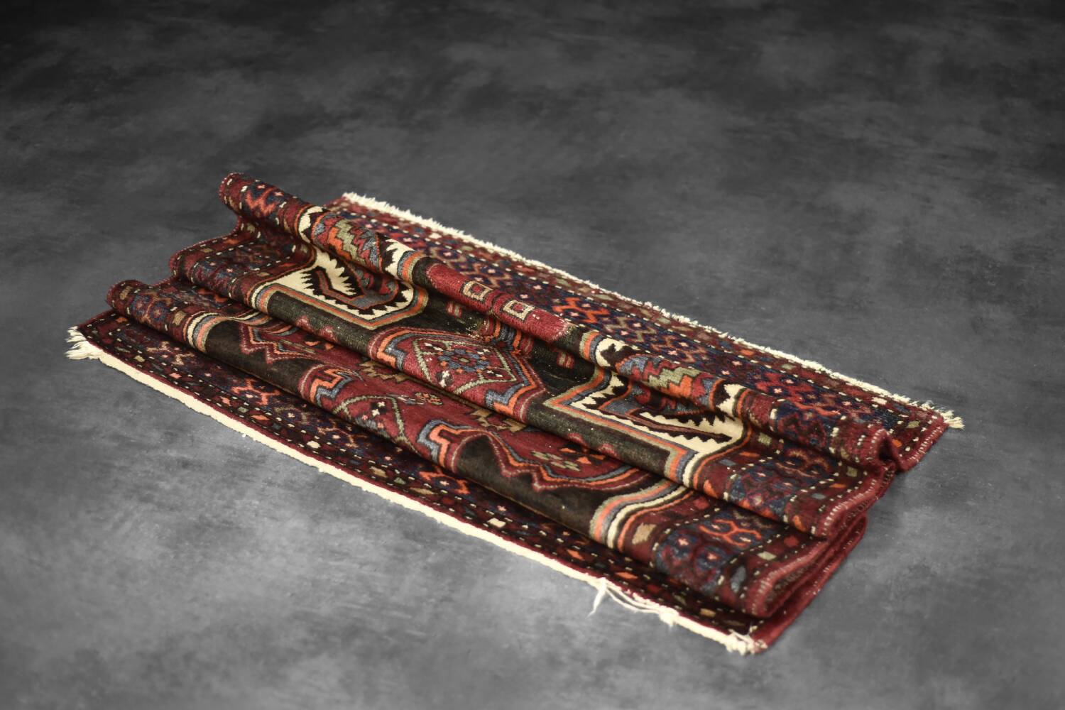 Vintage handwoven Zanjan Hamadan oriental rug, Middle East, 1960s.