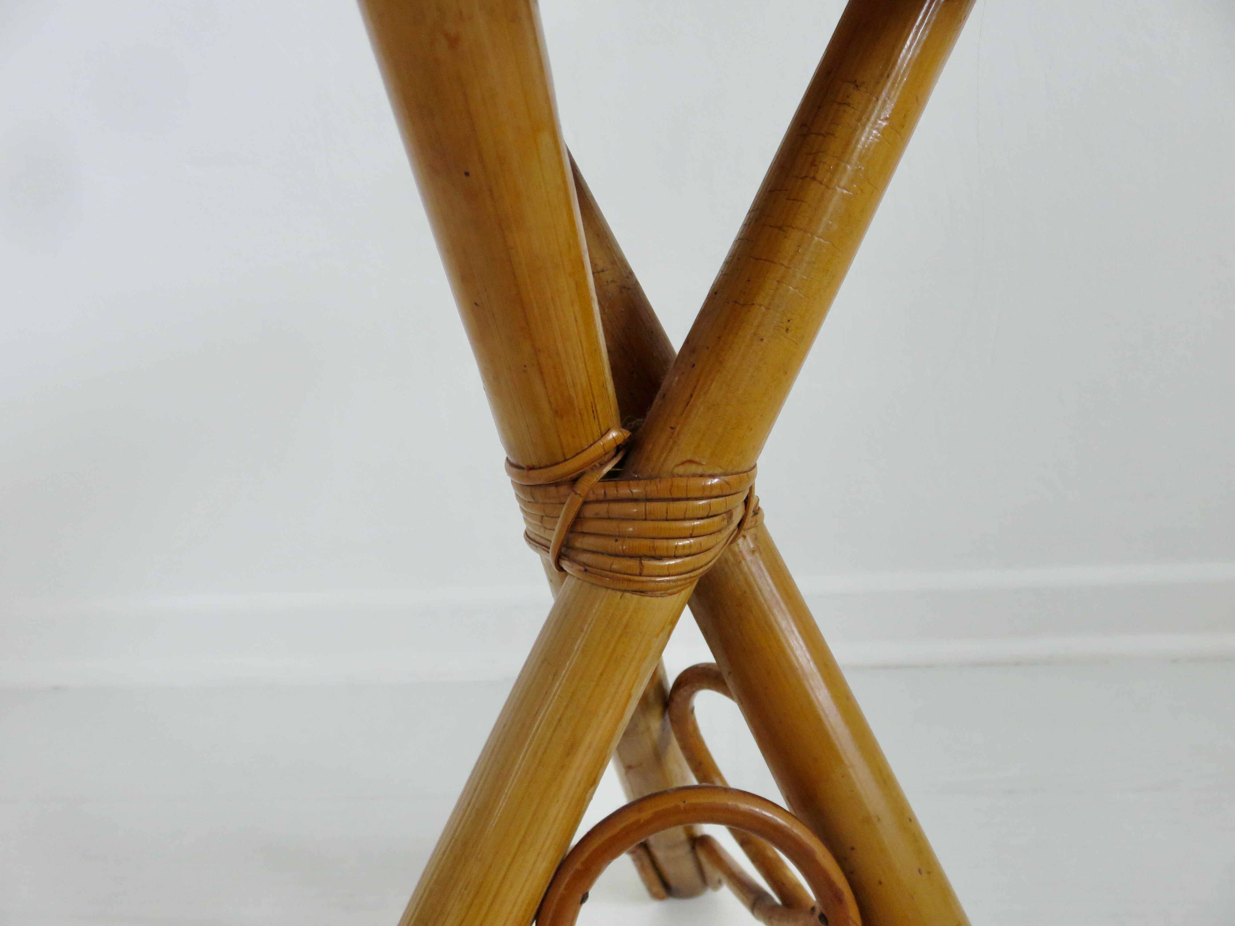 Porte plante, sellette, tripode, en rotin bambou années 60 70