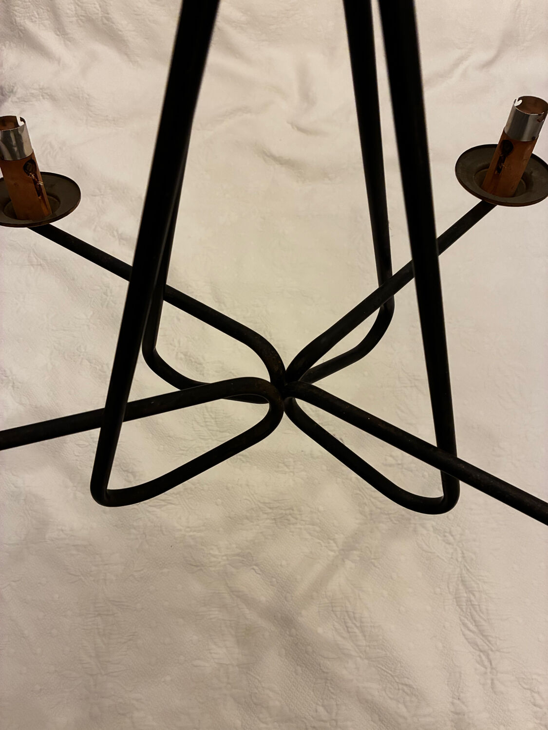 Lustre années 50 métal noir et laiton dle Matégot, Stilnovo, Lunel