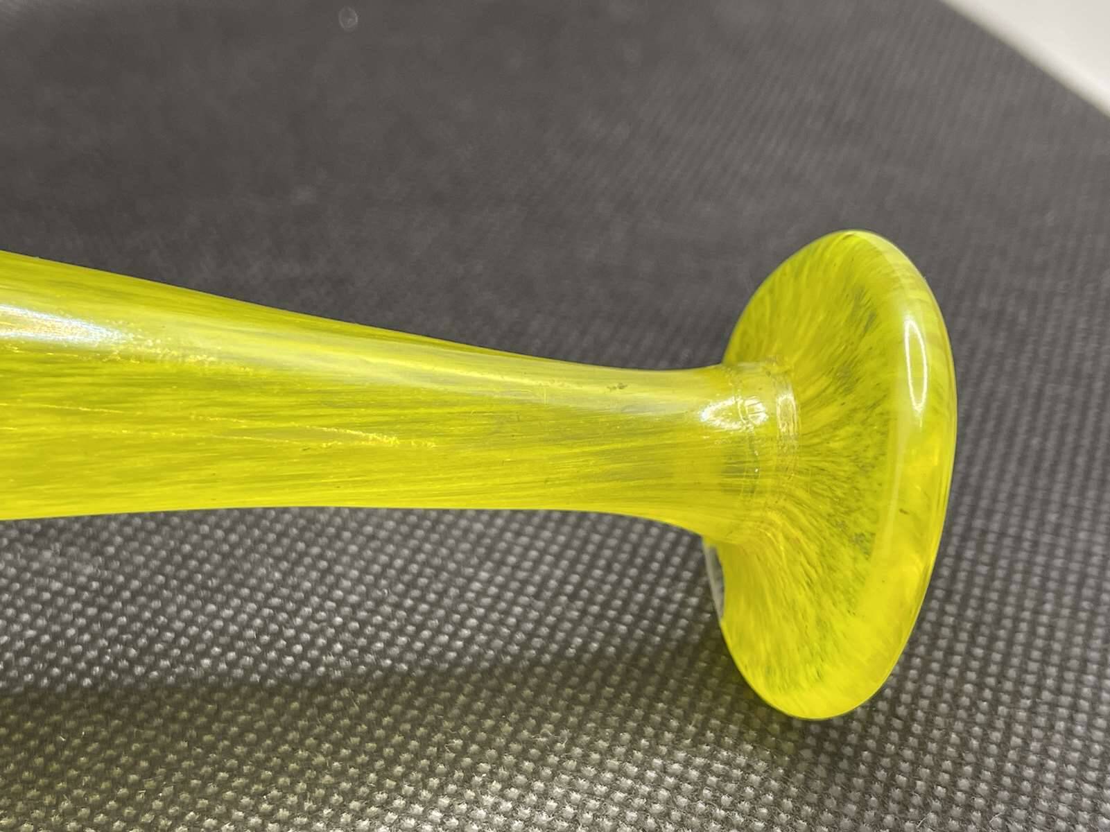 Blown glass soliflore signed Eric Lindgren Claret 1996