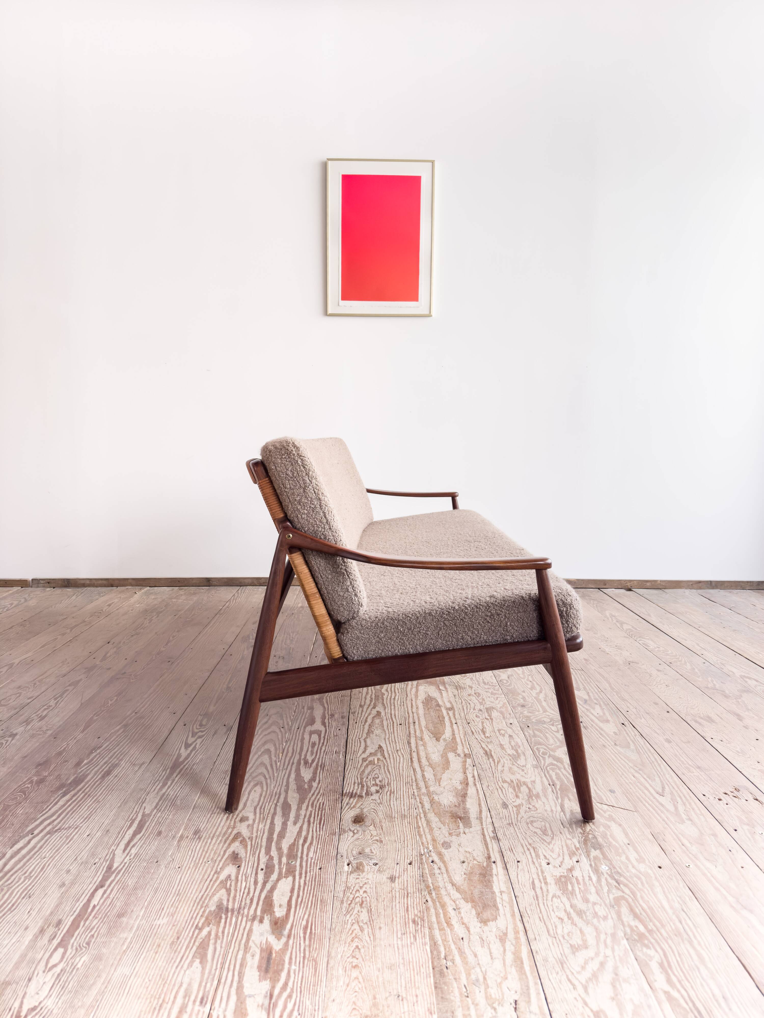 Mid Century Sofa par Hartmut Lohmeyer, teck et cannage