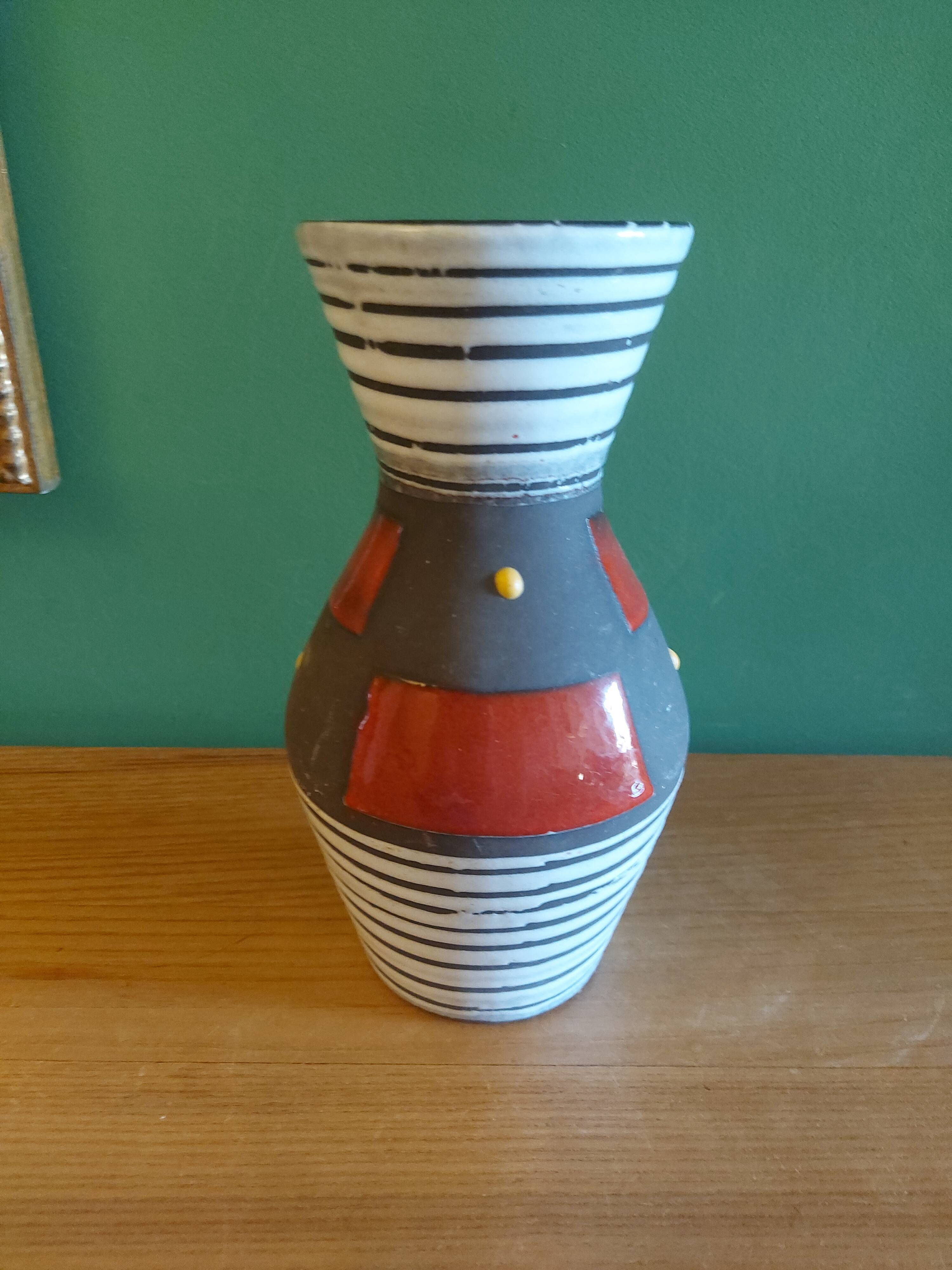 Ceramic vase
