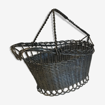 Metal wine bottle basket