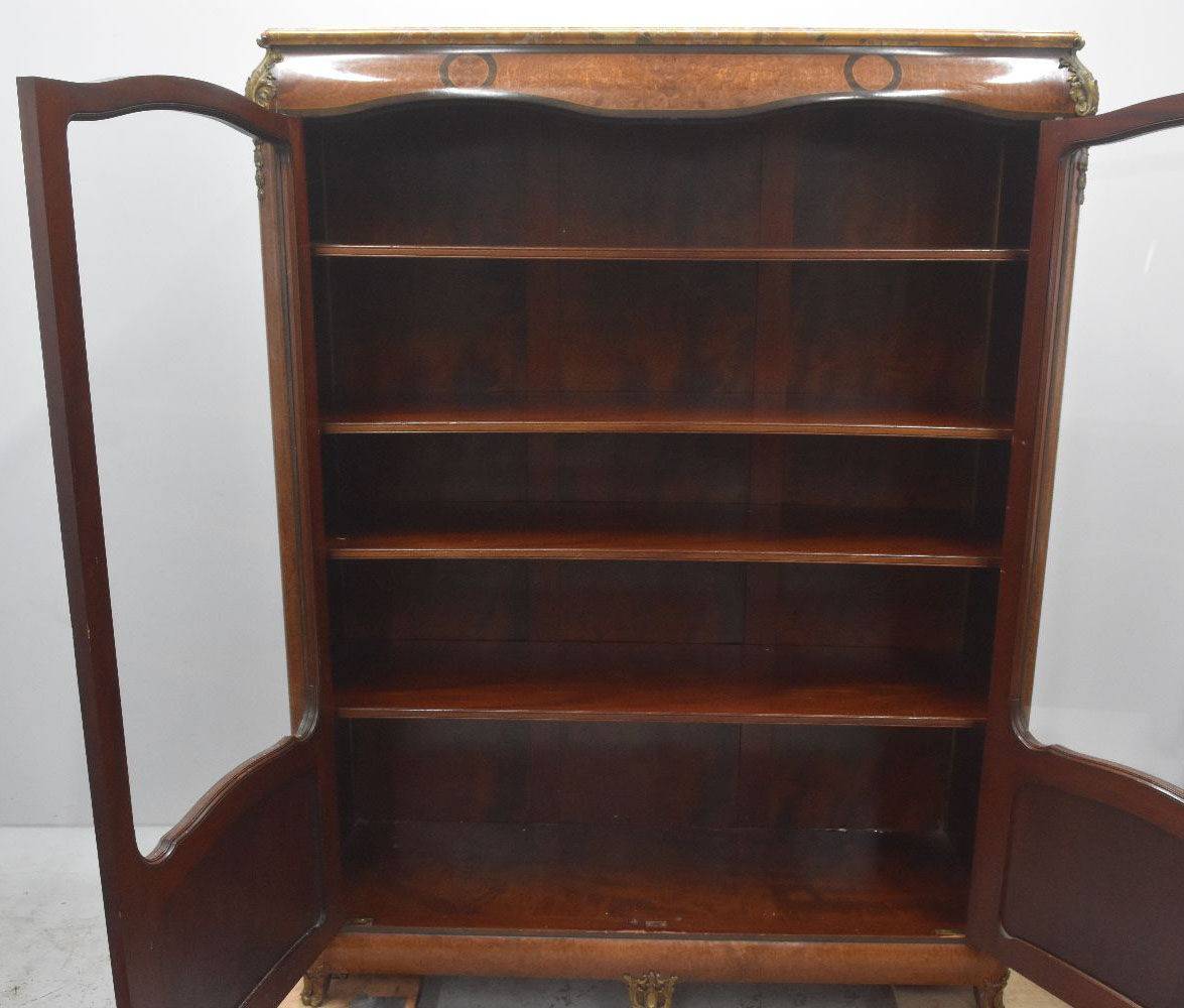 Transition style library marquetry and gilded bronze on marble