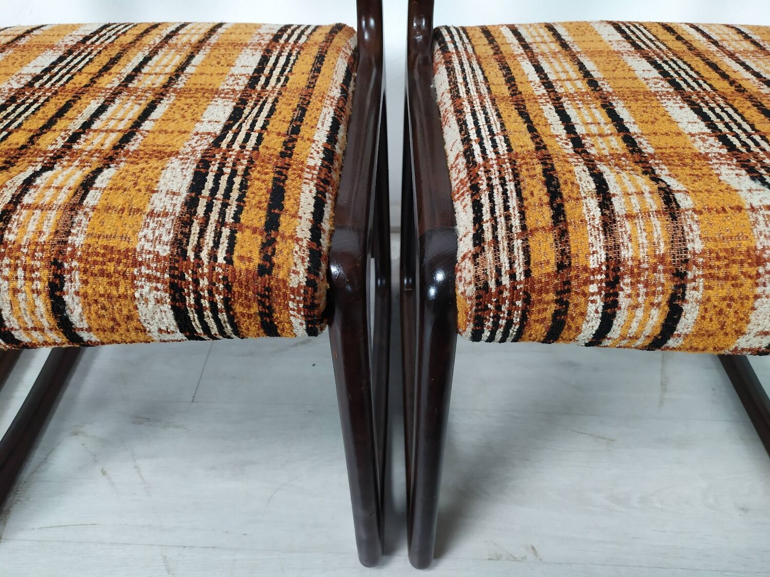 Set of 4 Baumann chairs