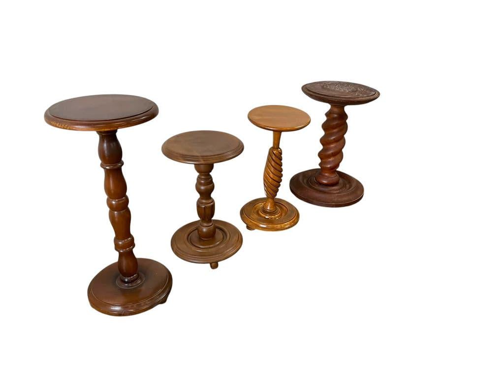 Vintage round wooden side table / guéridon / support