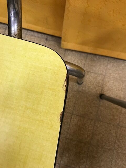 Set of 3 chairs in yellow FORMICA