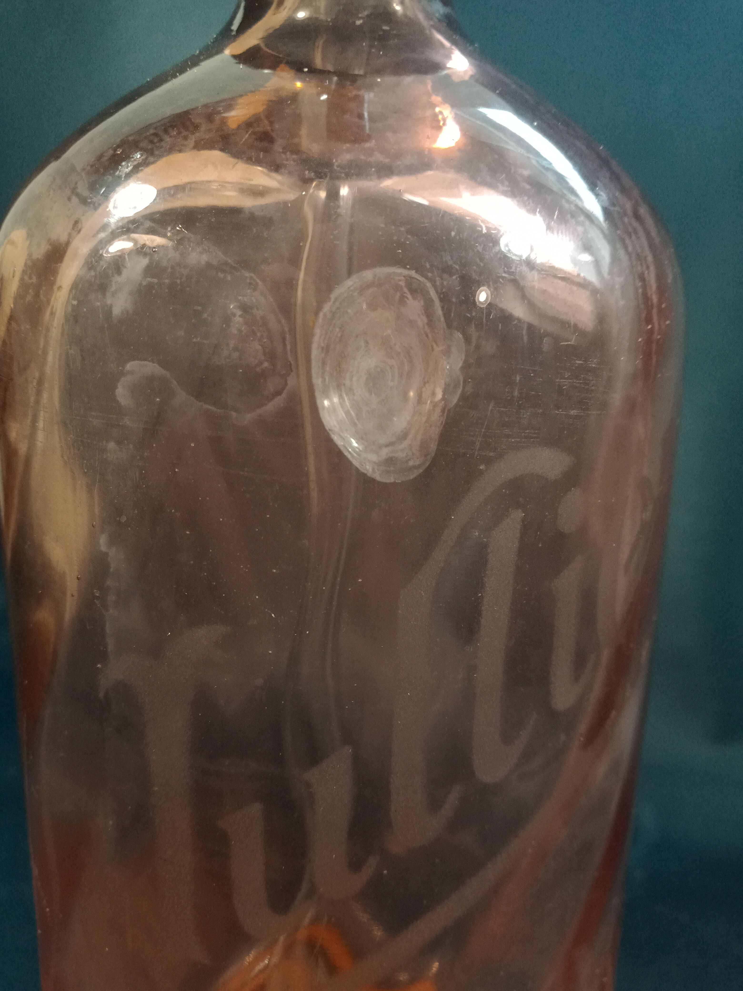 A.Julien Orleans twisted pink glass siphon