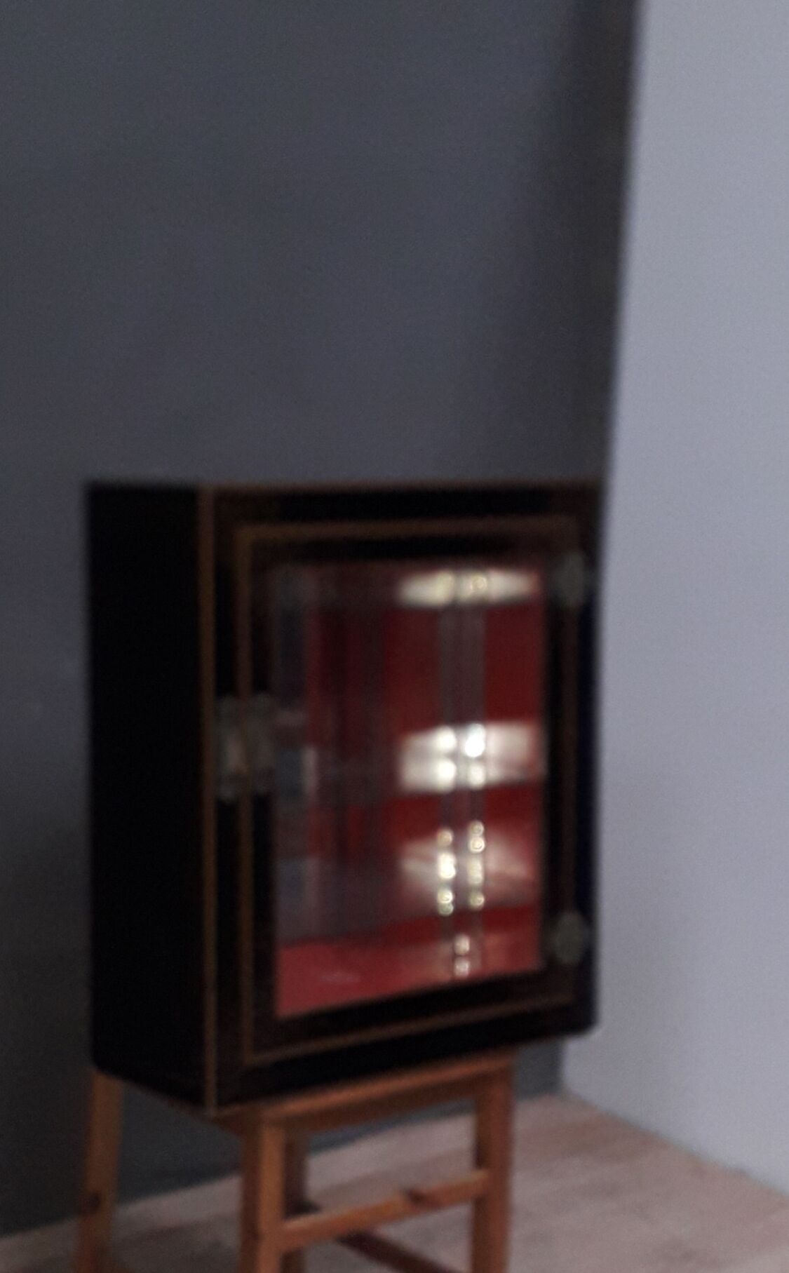 Vitrine murale chinoise