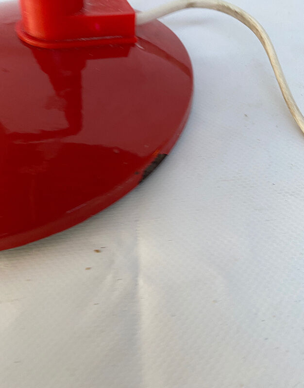 Red desk lamp "Aluminor"