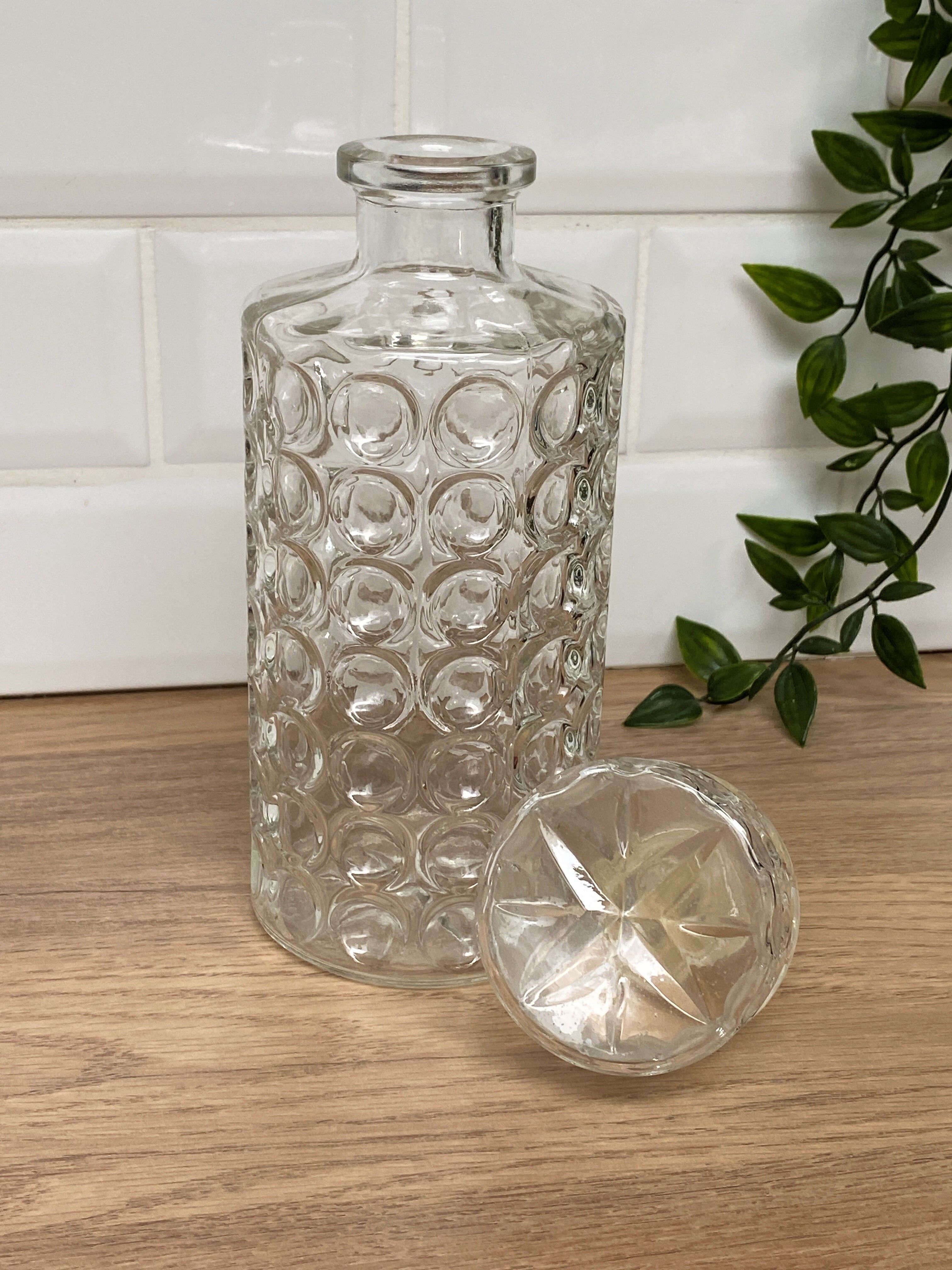 Round whisky decanter