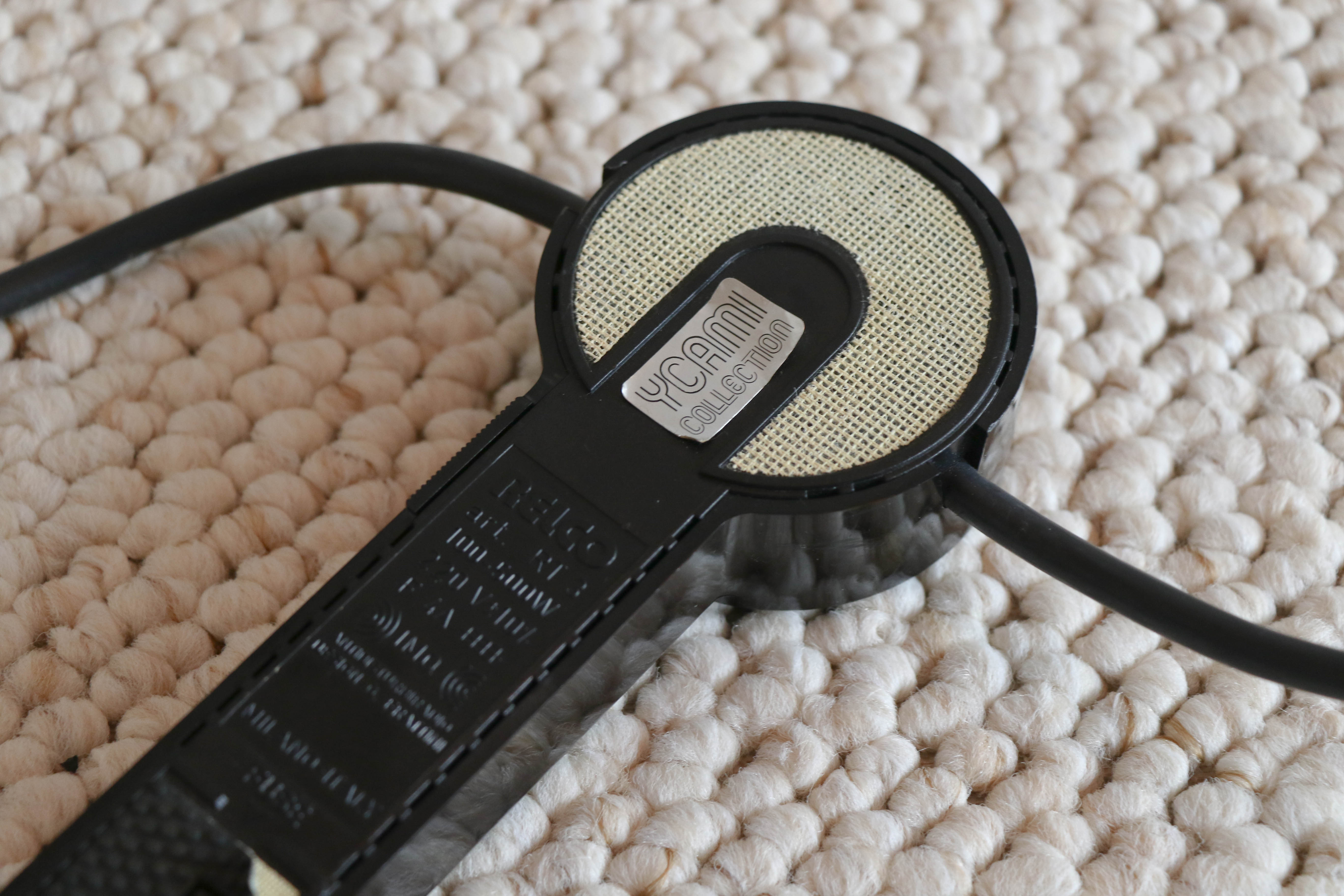 Minimalist Italian brass lamppost