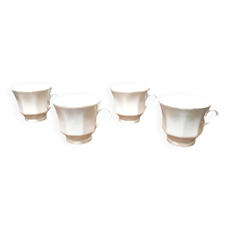 4 coffee cups