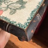 Underside in earthenware and wood late nineteenth century