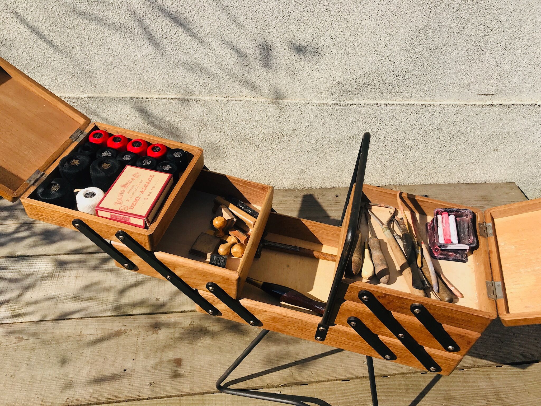 Vintage sewing basket 60