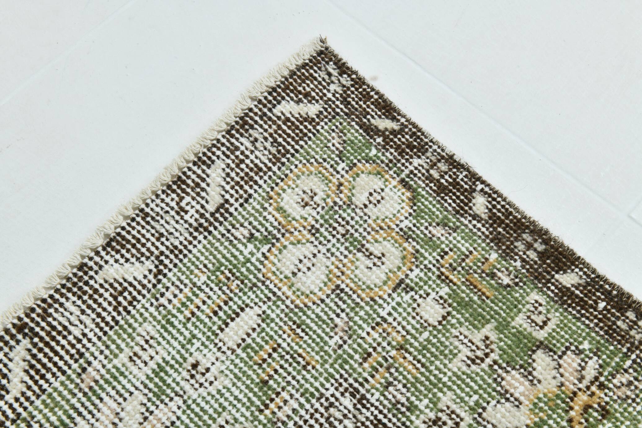 6x10 Brown & Beige Floral Pattern Vintage Rug, 196x325Cm