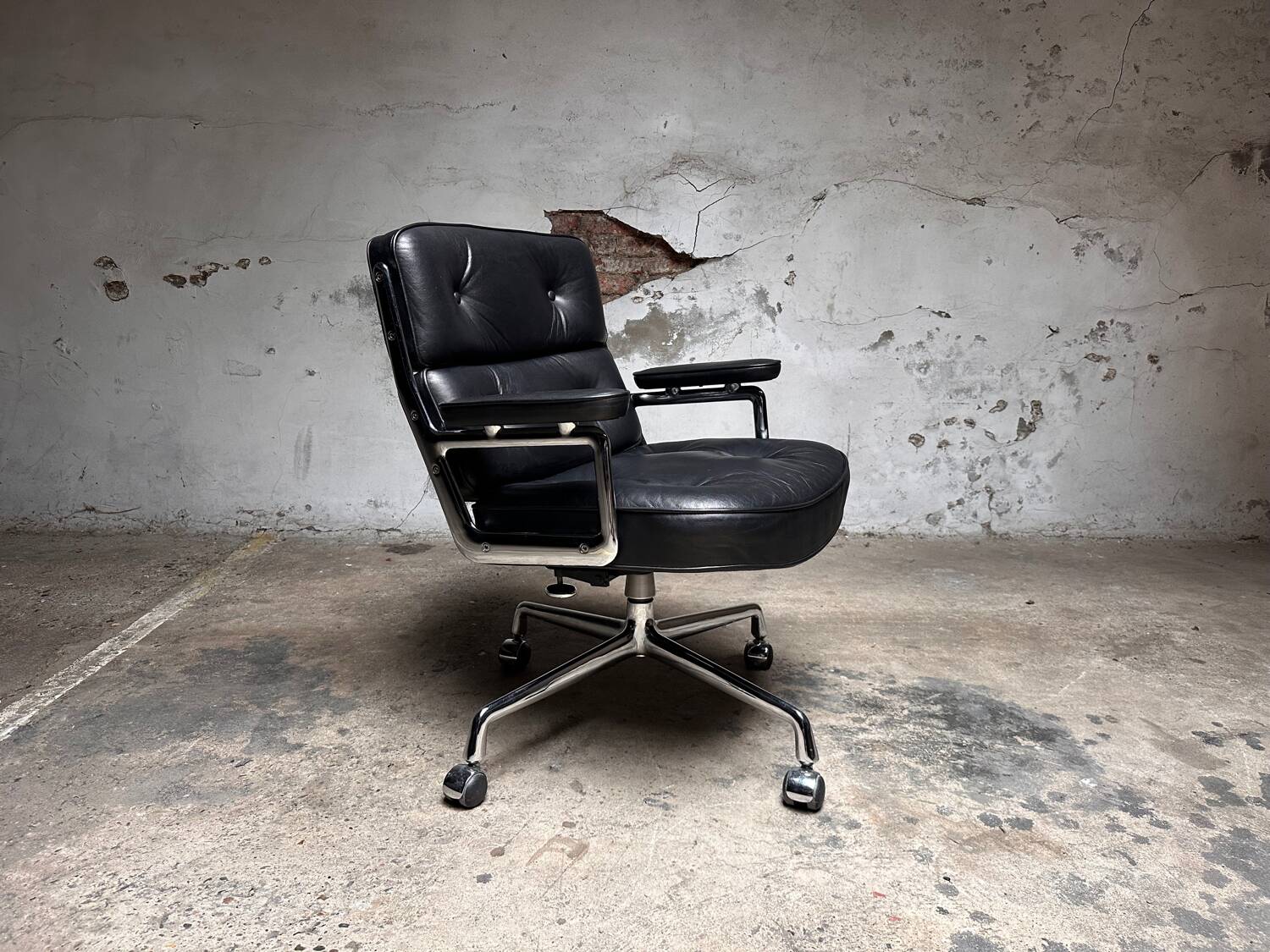 Vintage bureaustoel Herman Miller lobby chair