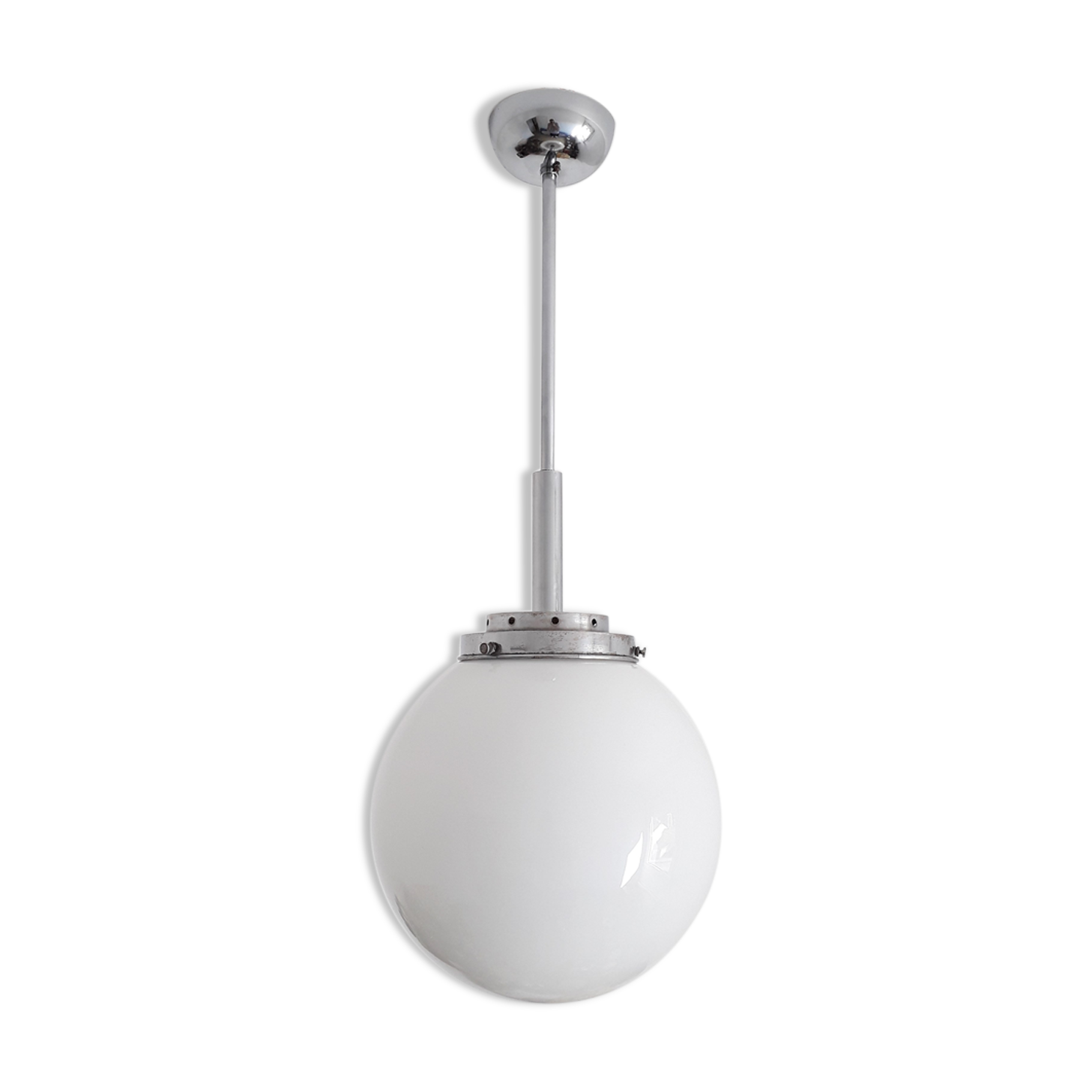 Suspension / chandelier brewery - Large opaline globe 30 cm -Italy 70s
