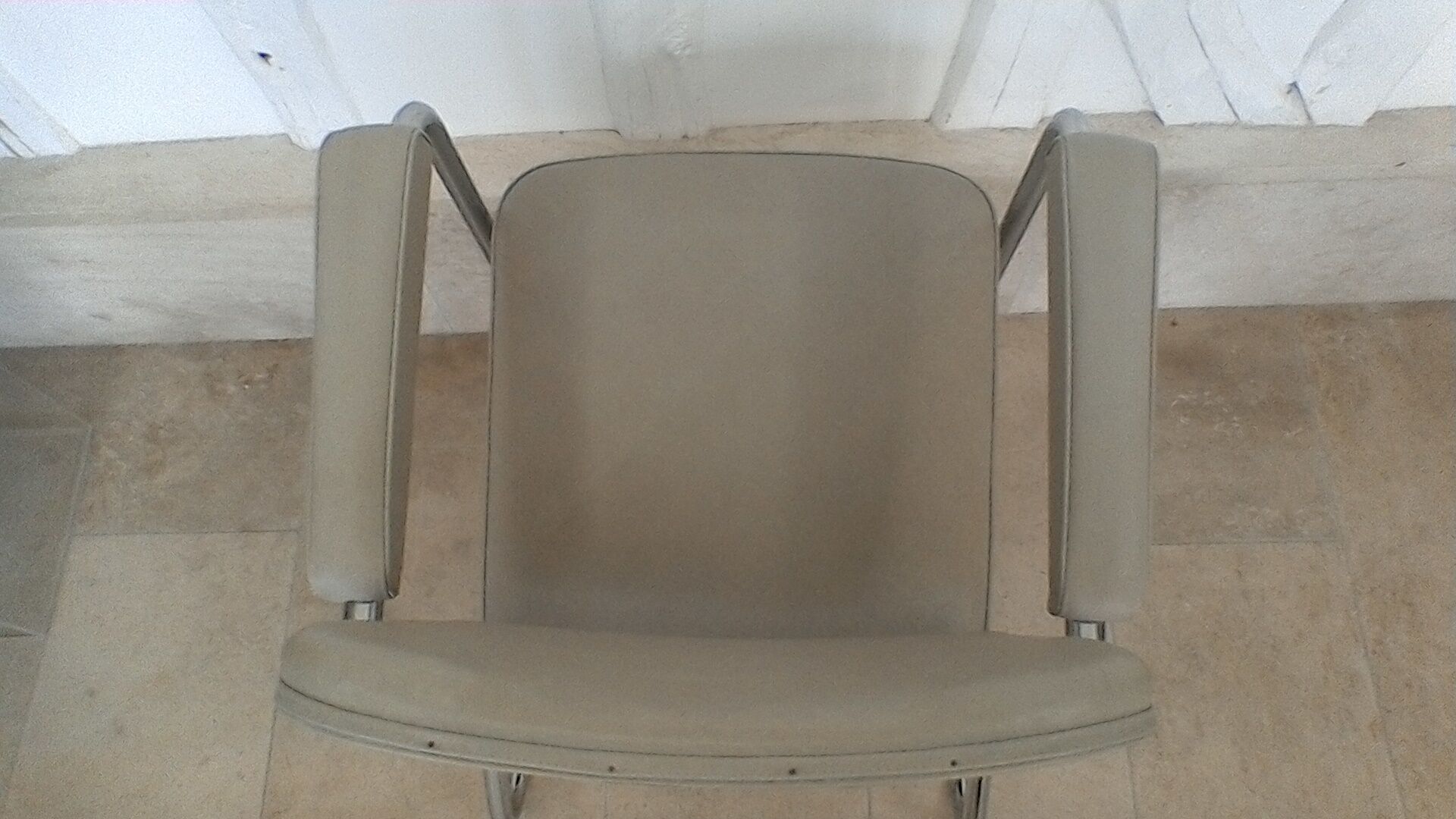 Fauteuil en skaï gris Ronéo