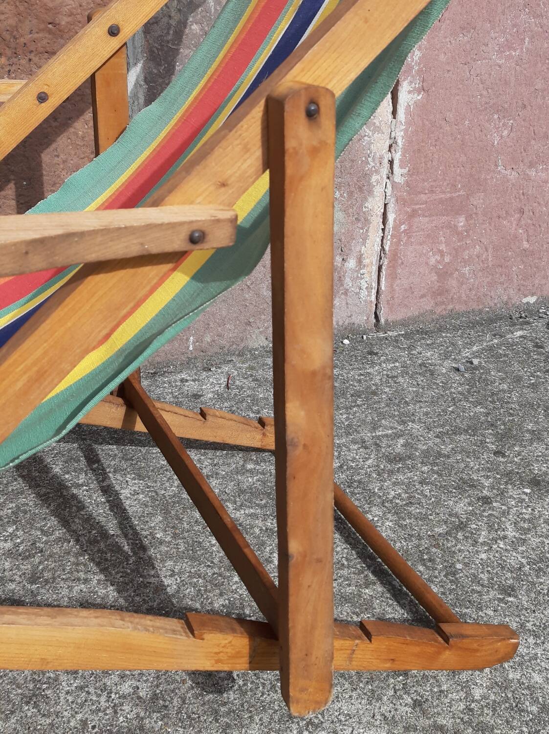 Vintage deckchair, lounge chair or chaise longue