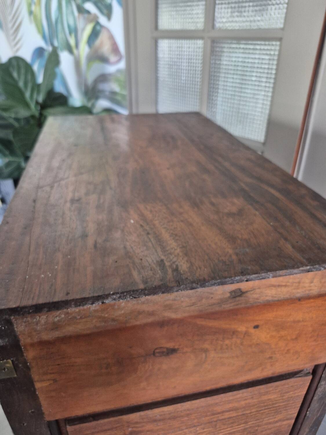 Trade furniture, Indian apothecary