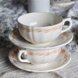 Pair of vintage Gien wheat pattern breakfast cups