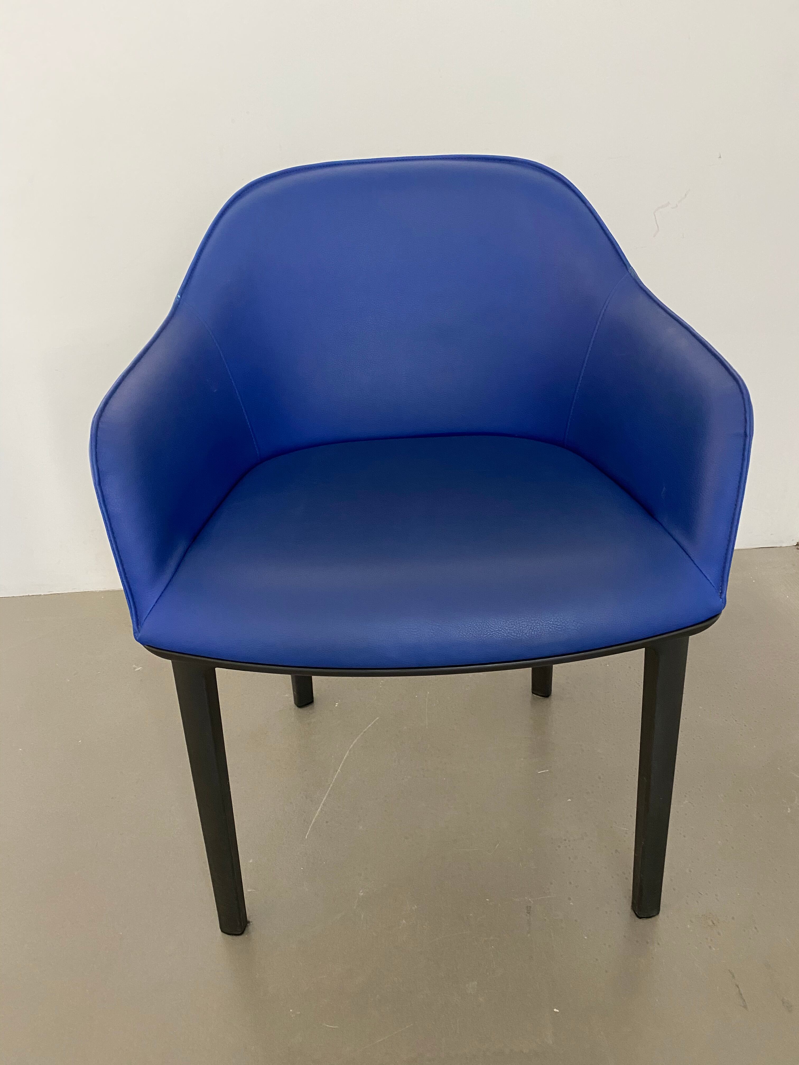Chaise "softshell chair" des freres Bouroullec vitra