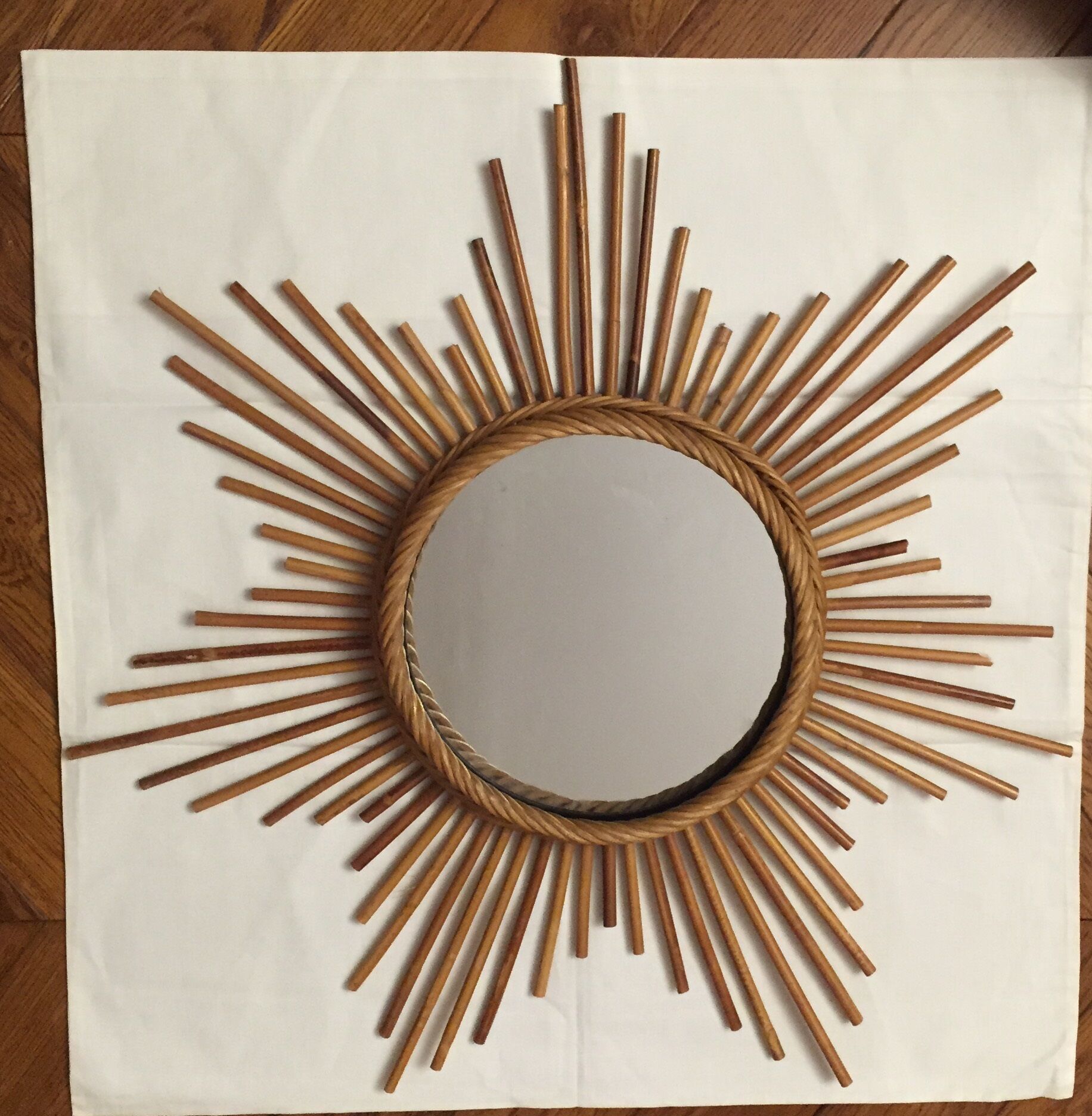 Sun diameter 64 cm rattan mirror