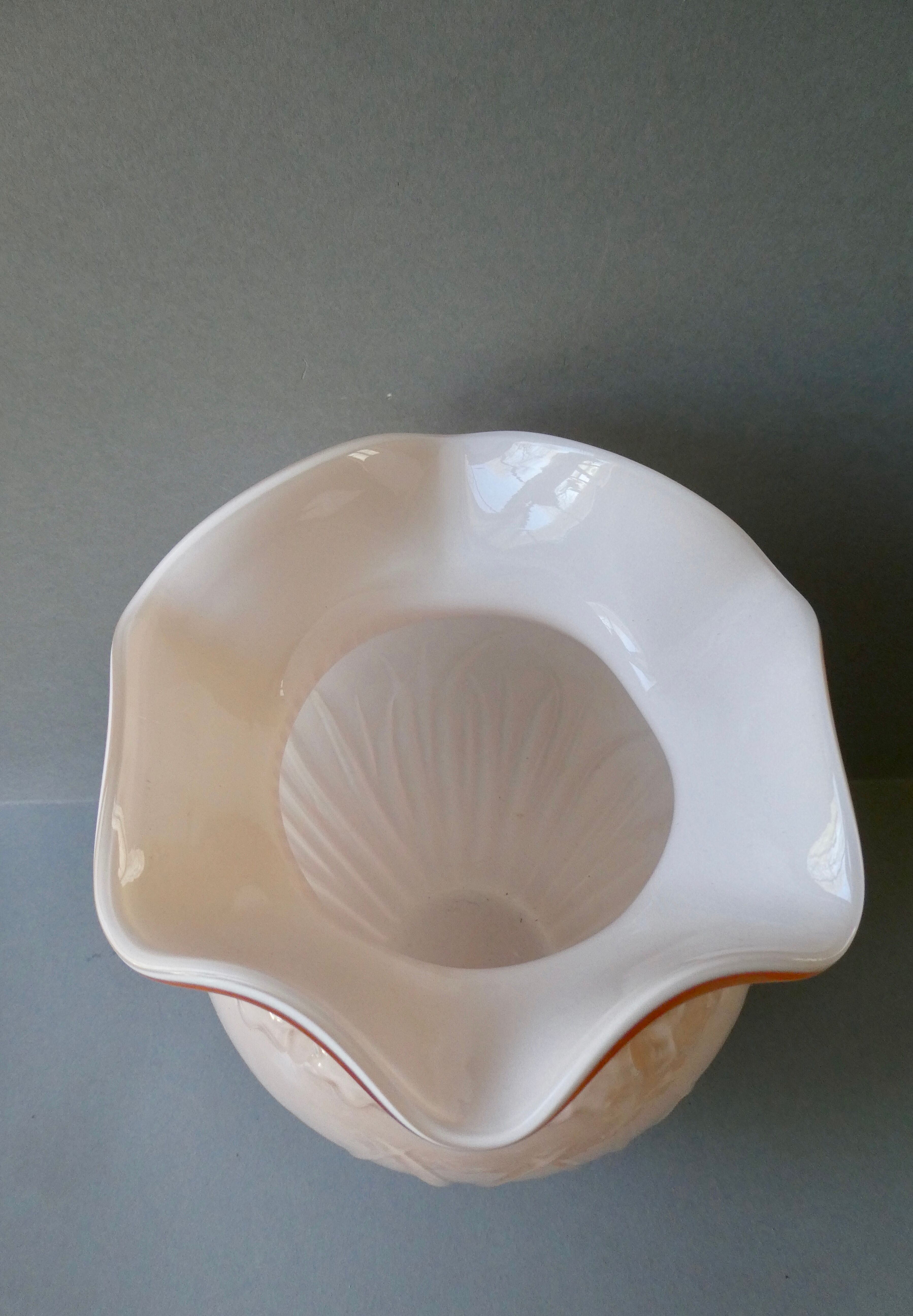 Art Nouveau vase in pink opaline