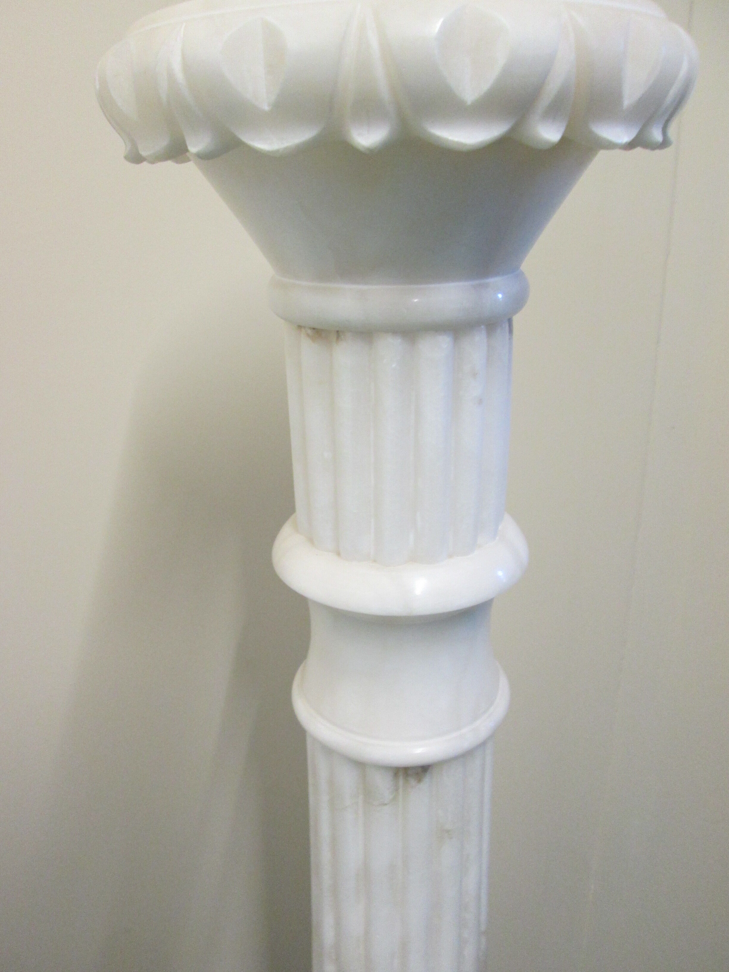 Column in alabaster