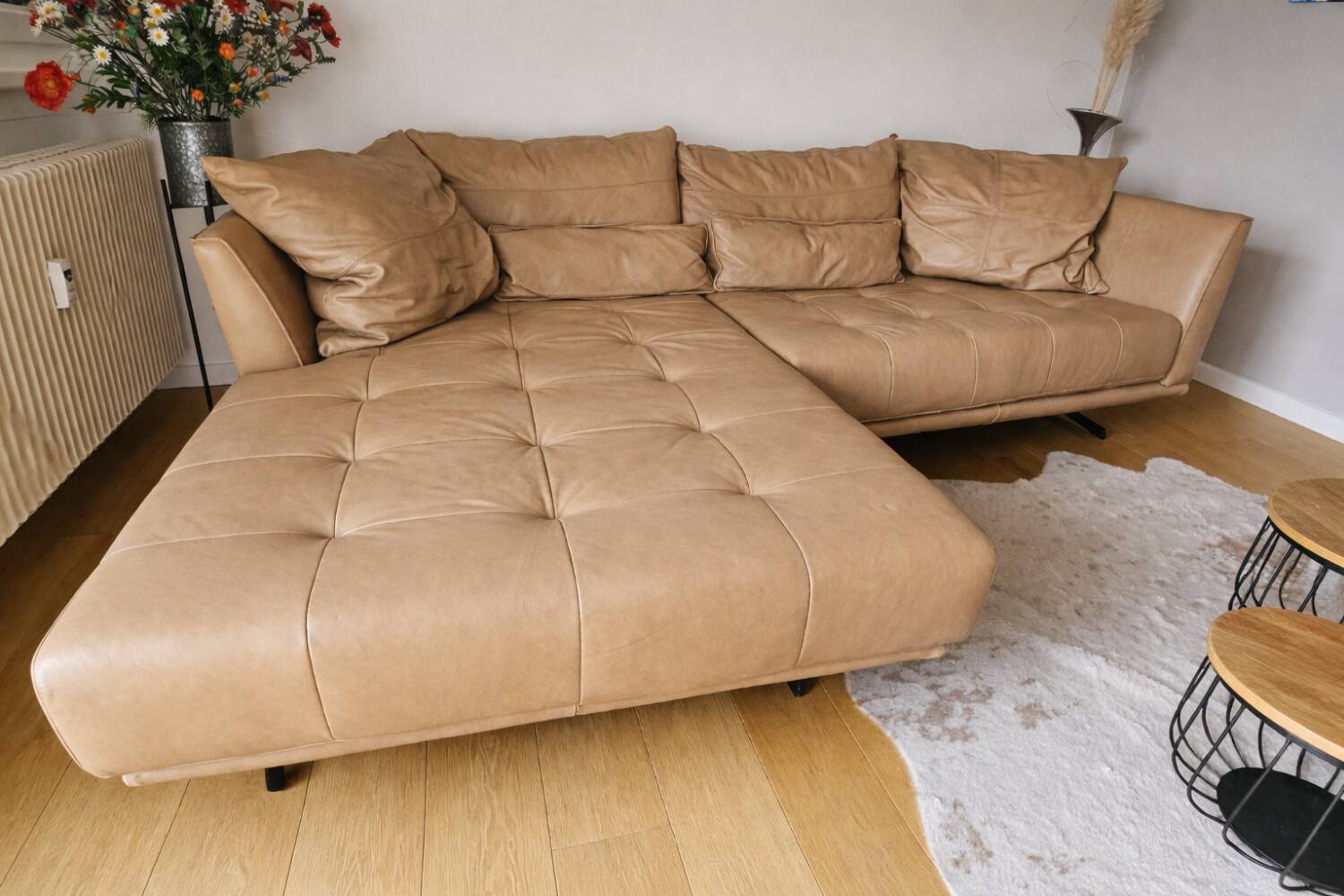 Corner sofa