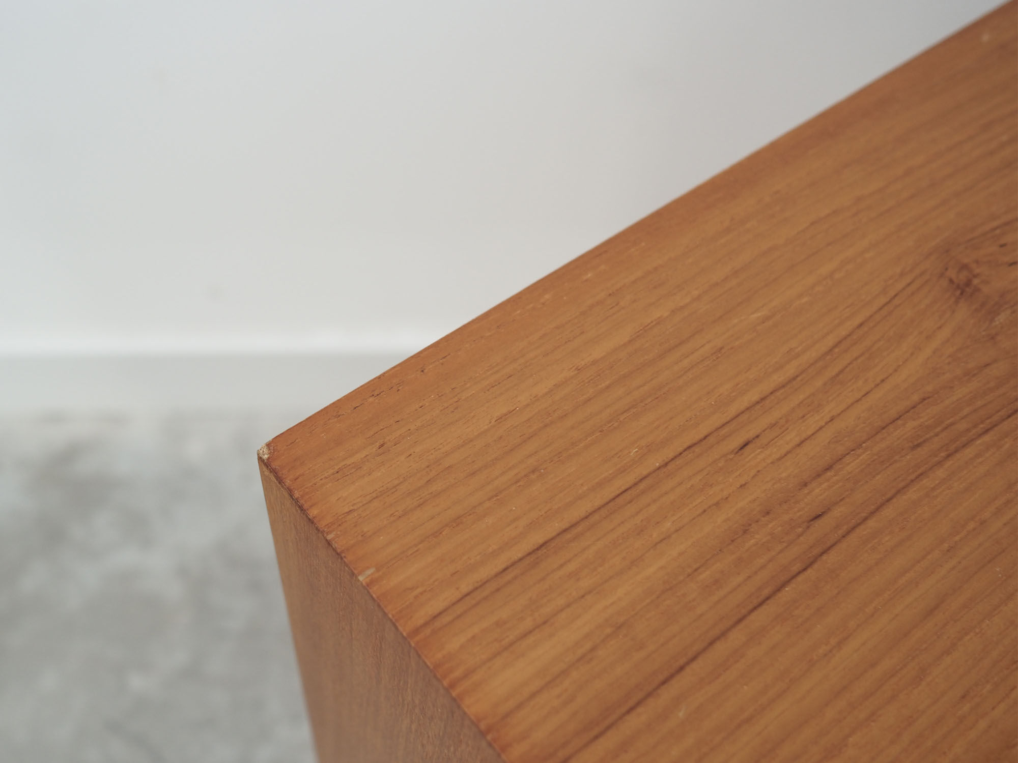 Commode en frêne, design danois, années 70, production: Danemark