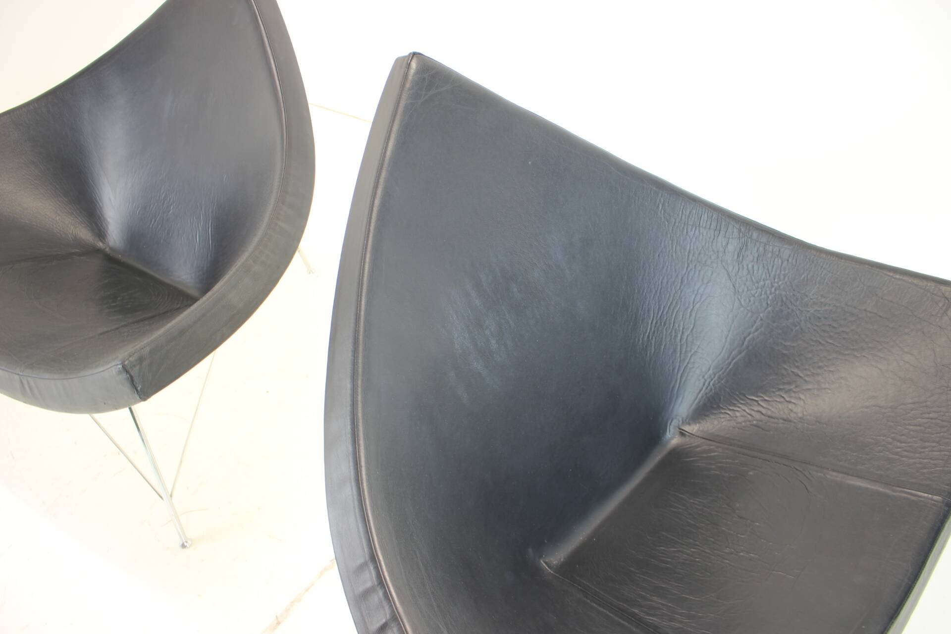 Set of Two Leather Original George Nelson Coconut Chairs, Vitra