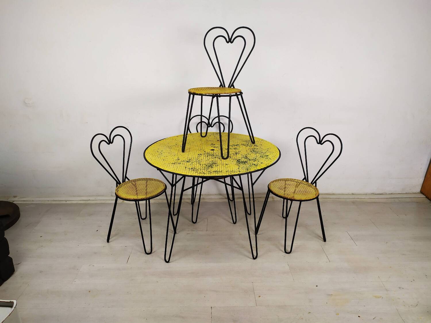 Mathieu Matégot garden lounge