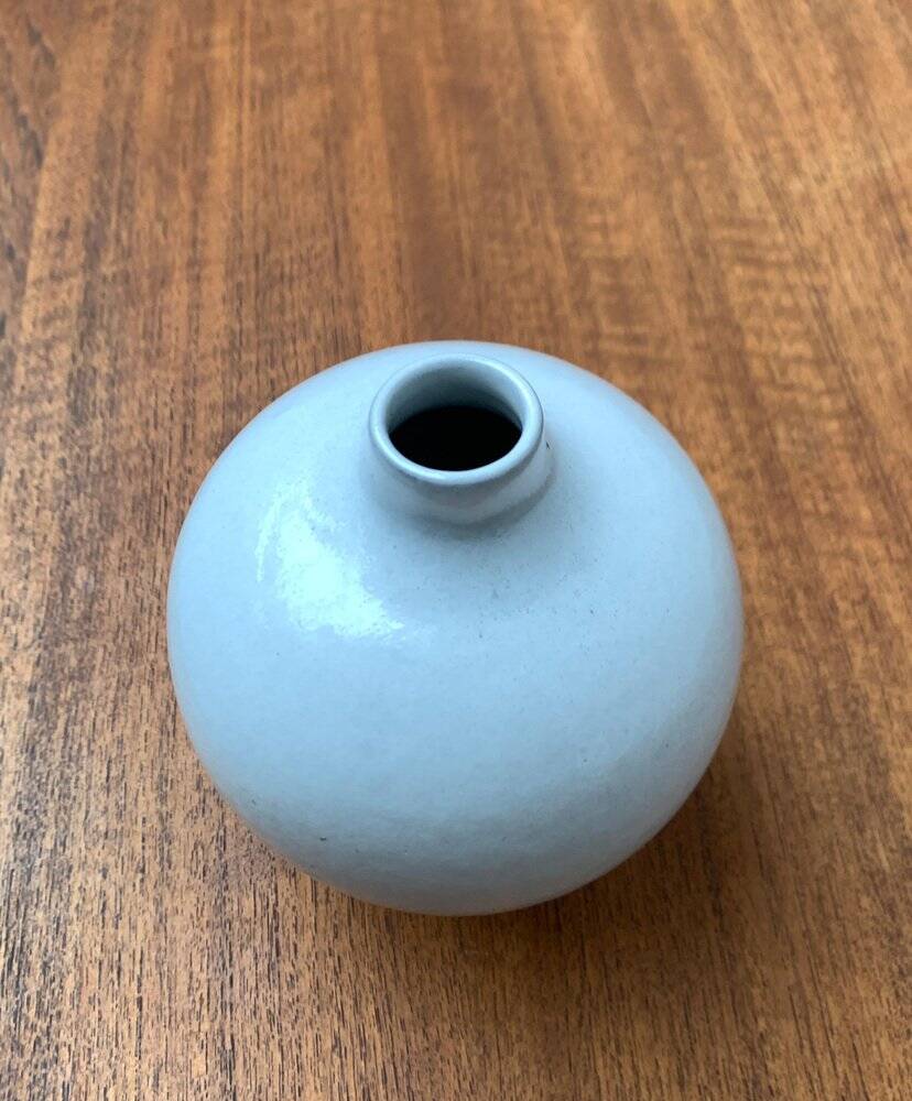 Mid-century German studio pottery vase by BKW Böttger Keramik Wandsbek, 1960s.
