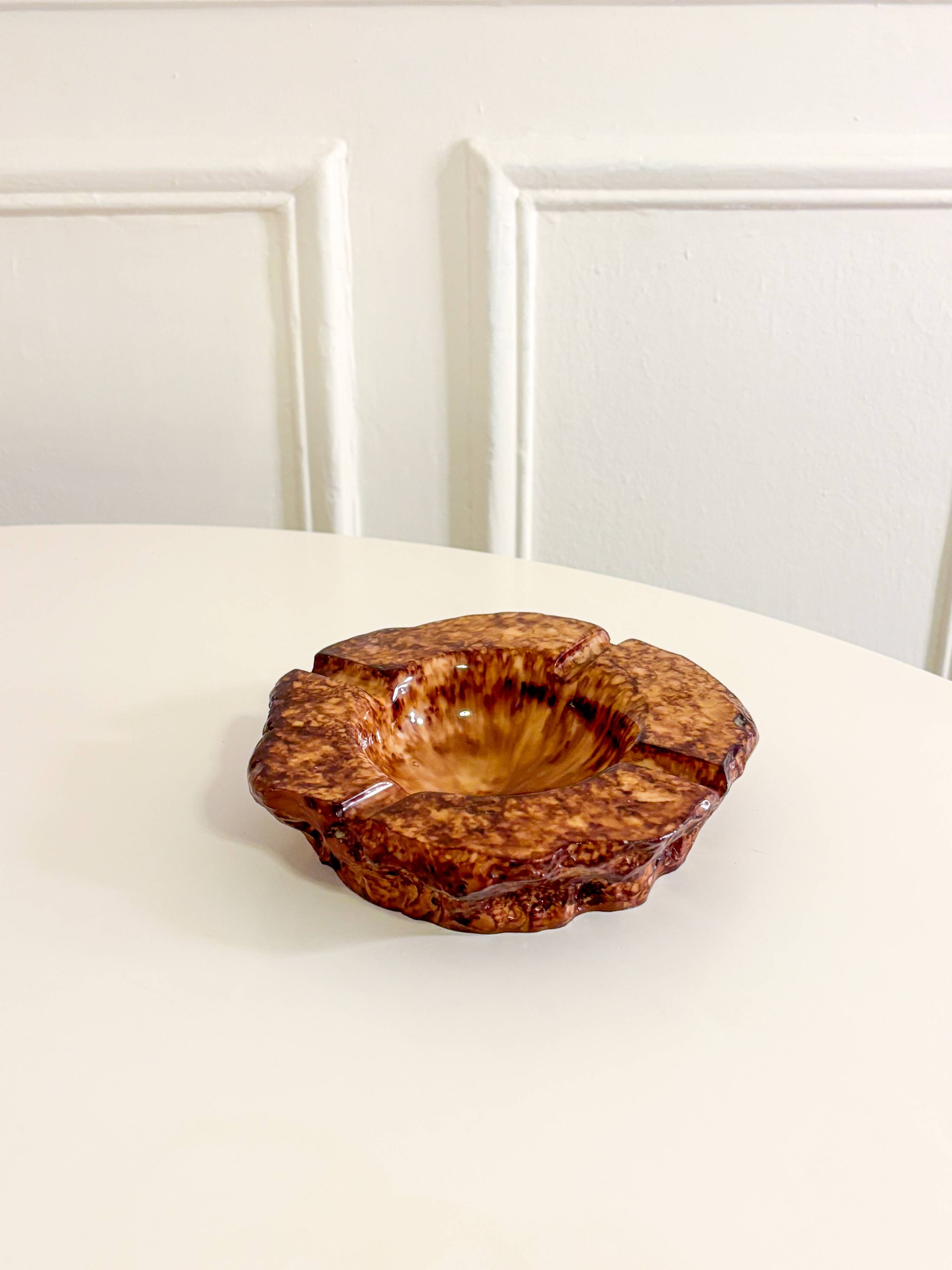 Cendrier en albâtre marron, 1960