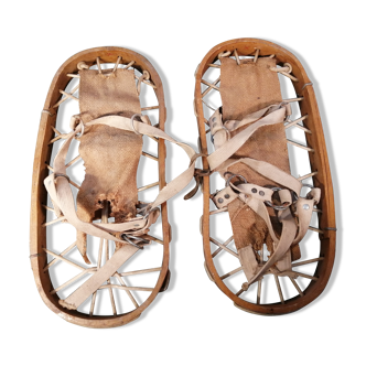 Winterna old snowshoe