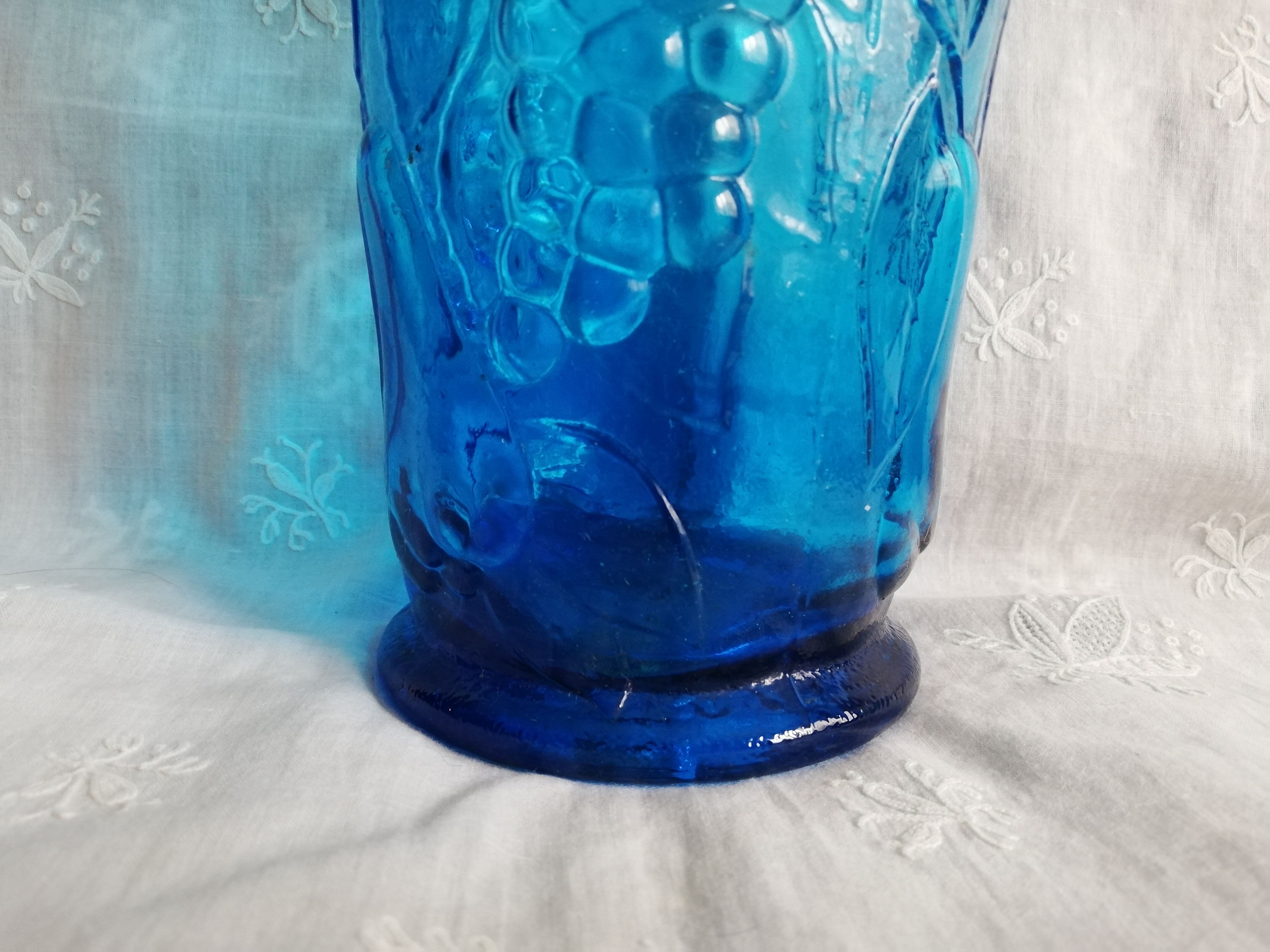 Italian vase in engraved blue glass