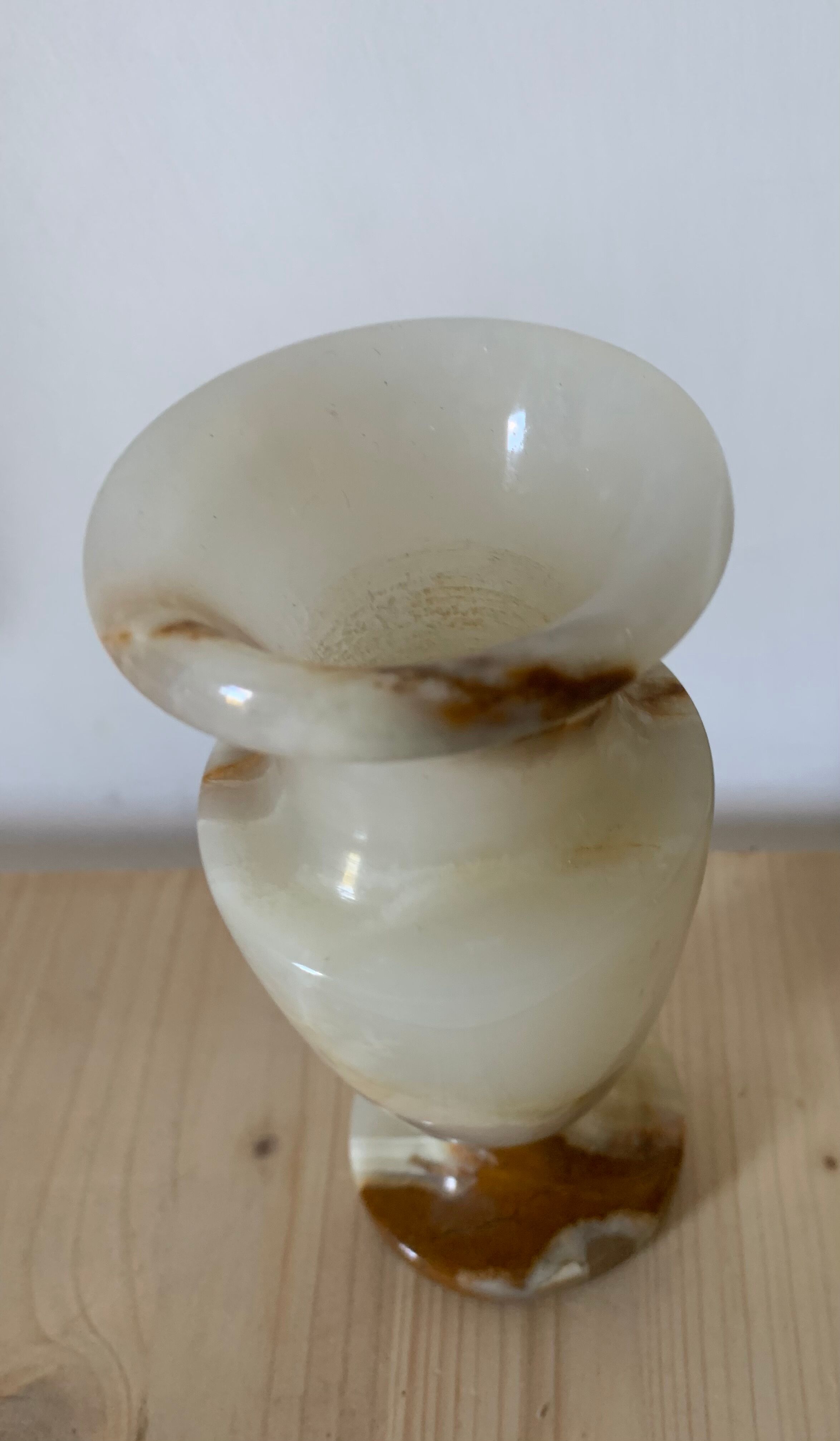 Onyx vase