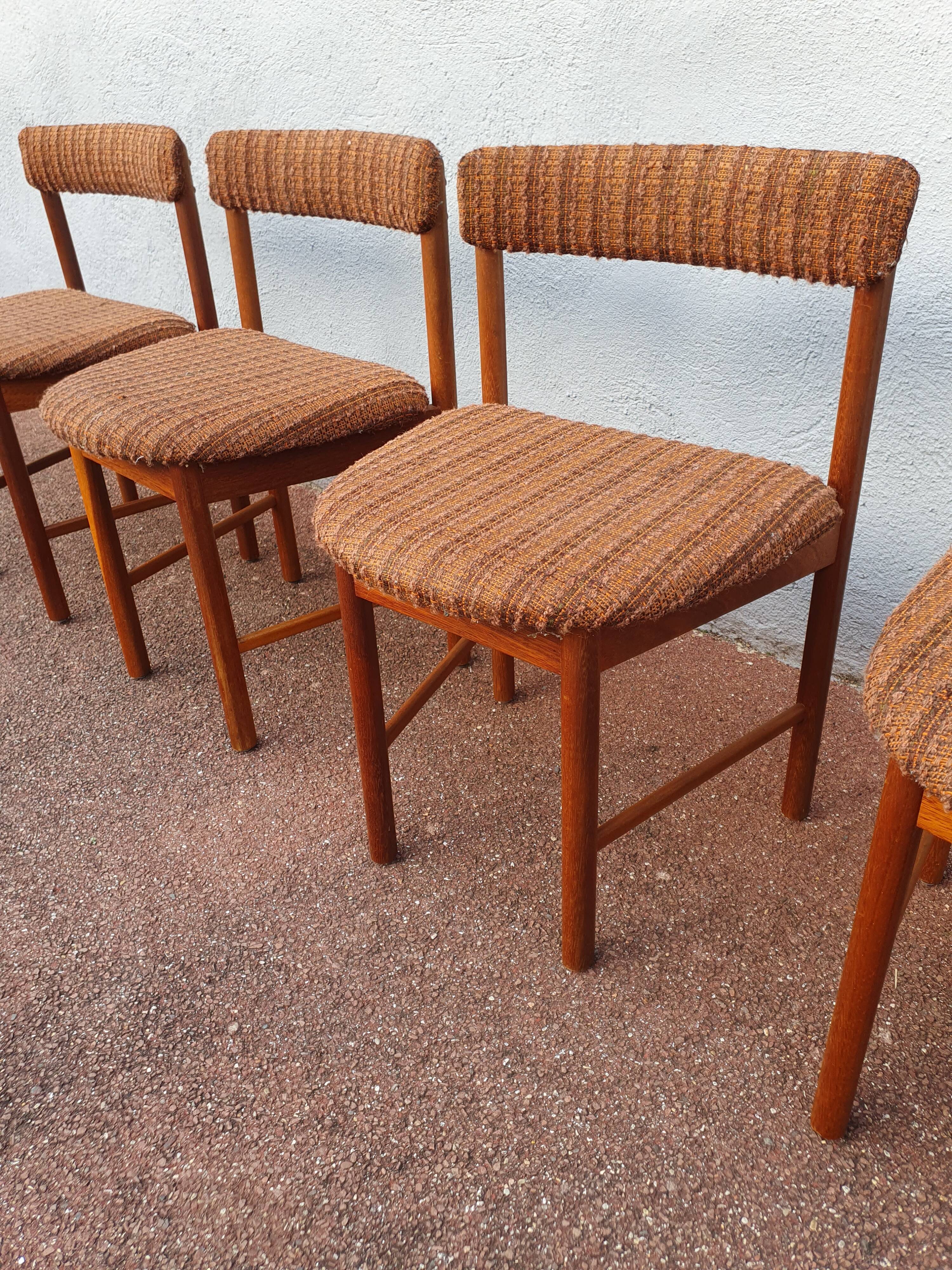 VINTAGE CHAIRS