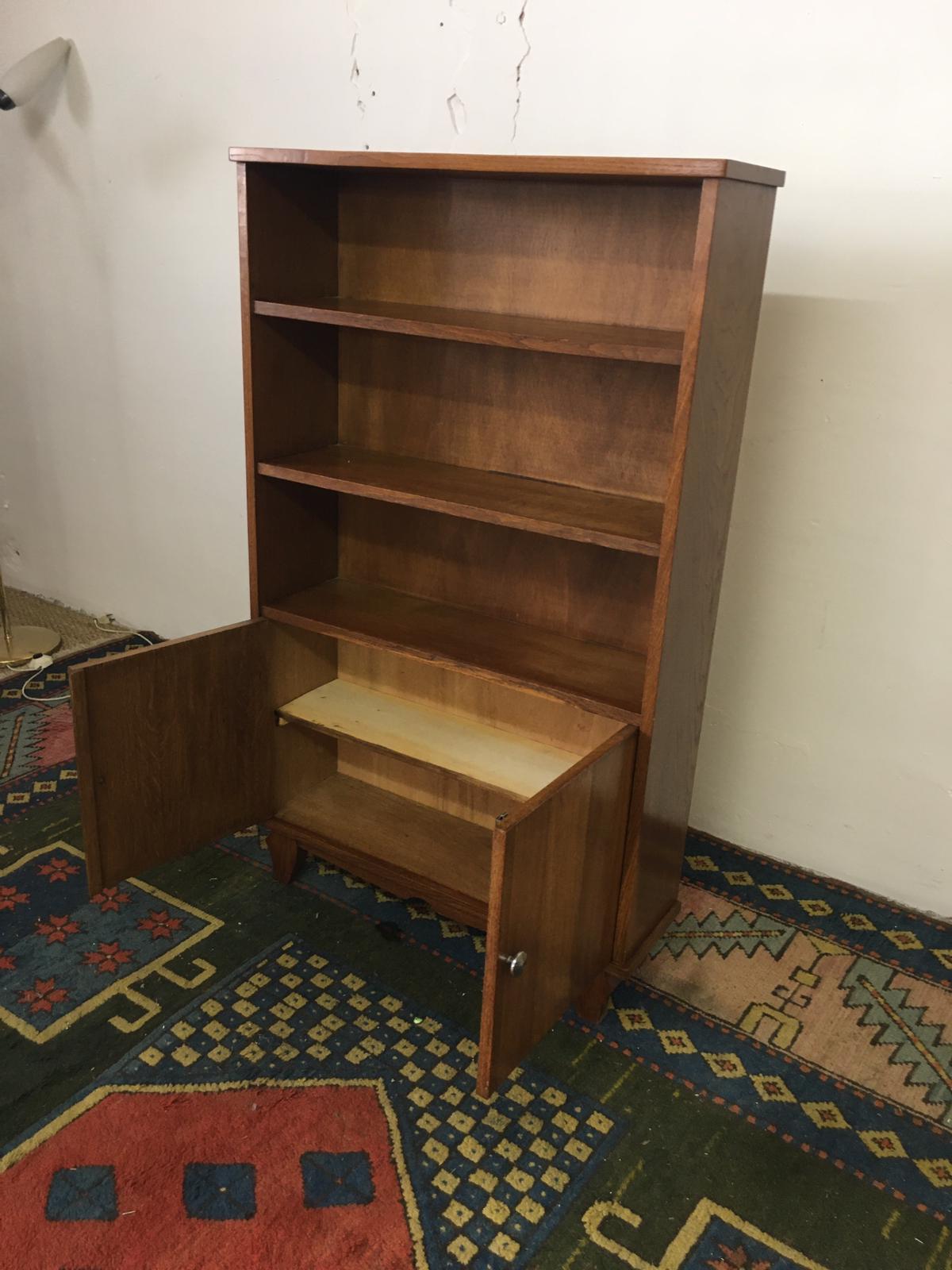 Bibliothèque vintage