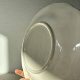 Antique flat plate in majolica