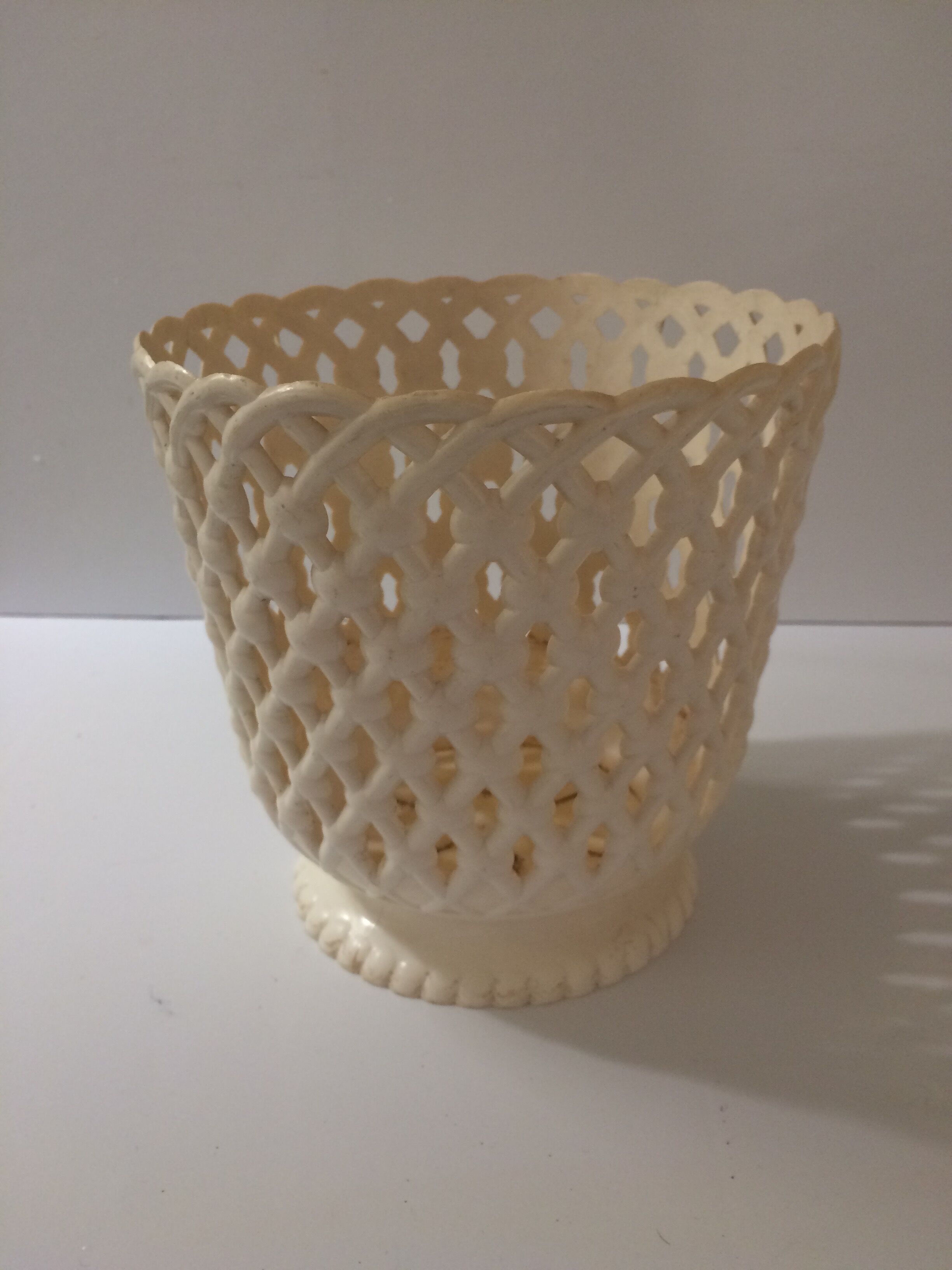 Vintage pot cover 50s