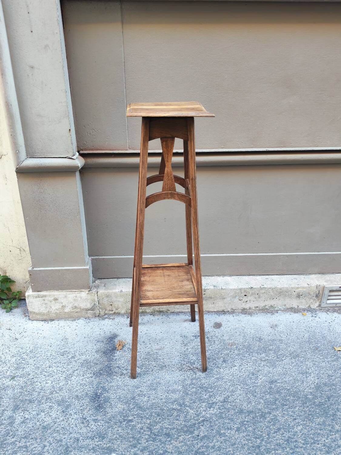 Arts and Crafts Plant Stand