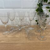 Set of 8 engraved wine glasses