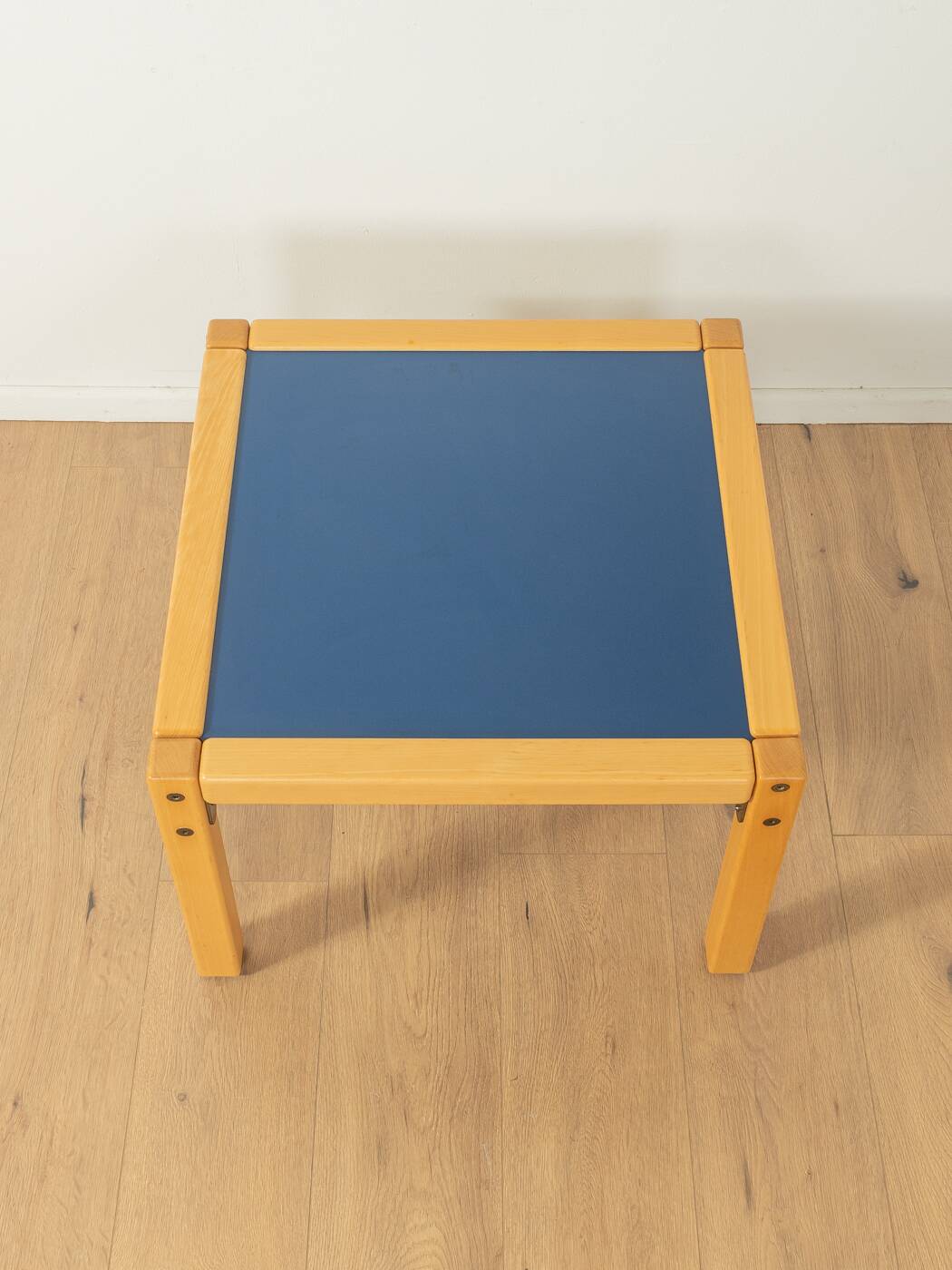 Flötotto coffee table