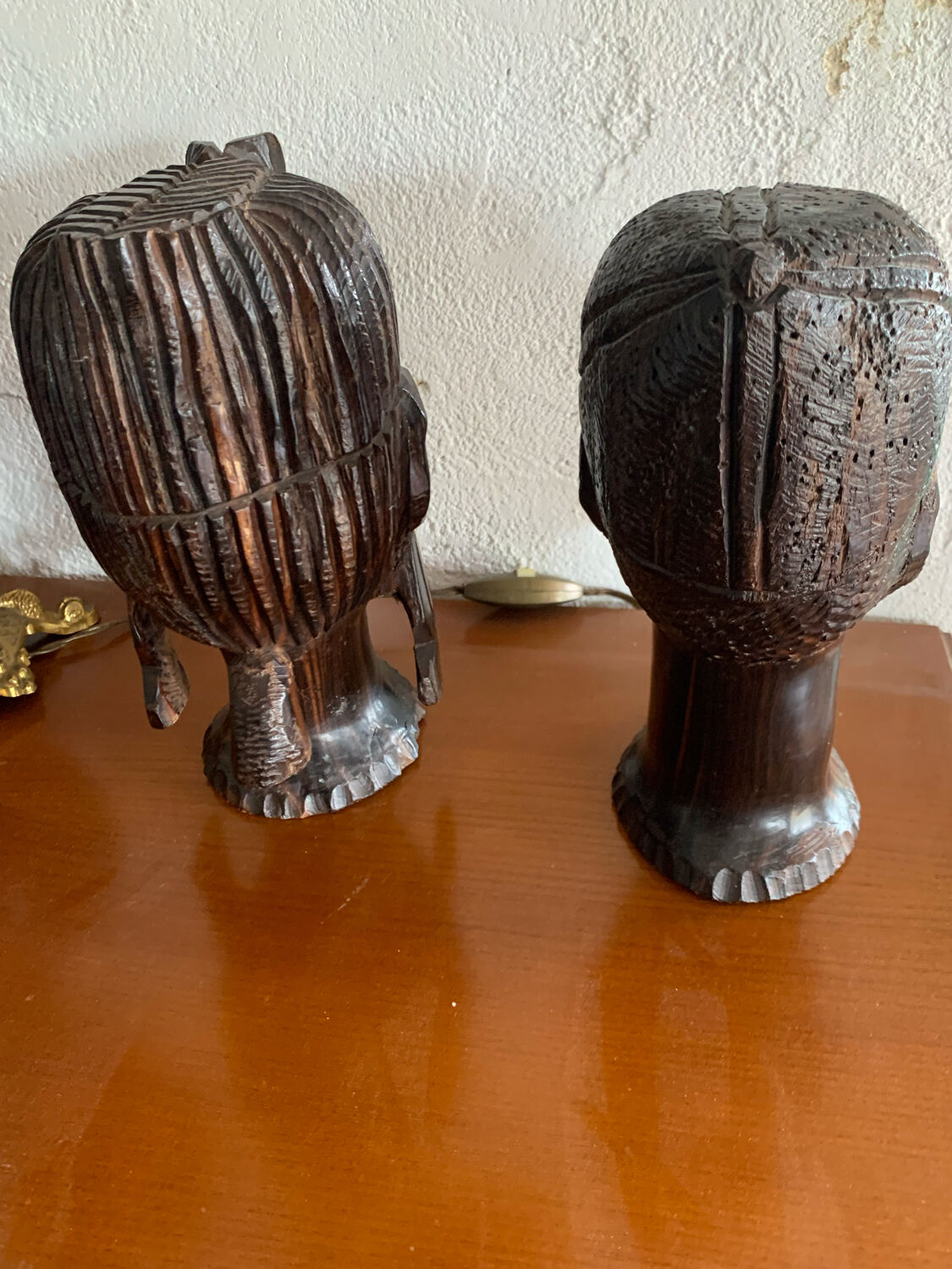 Pair of African ebony busts from Madagascar, 1930s